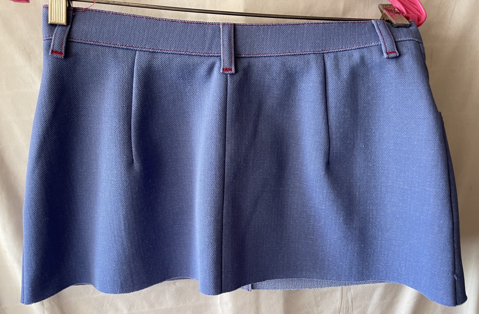VINTAGE 70&rsquo;S GRAFF CALIFORNIA WEAR BLUE POLY SHORT MINI SKIRT, 28&Prime; WAIST, EUC