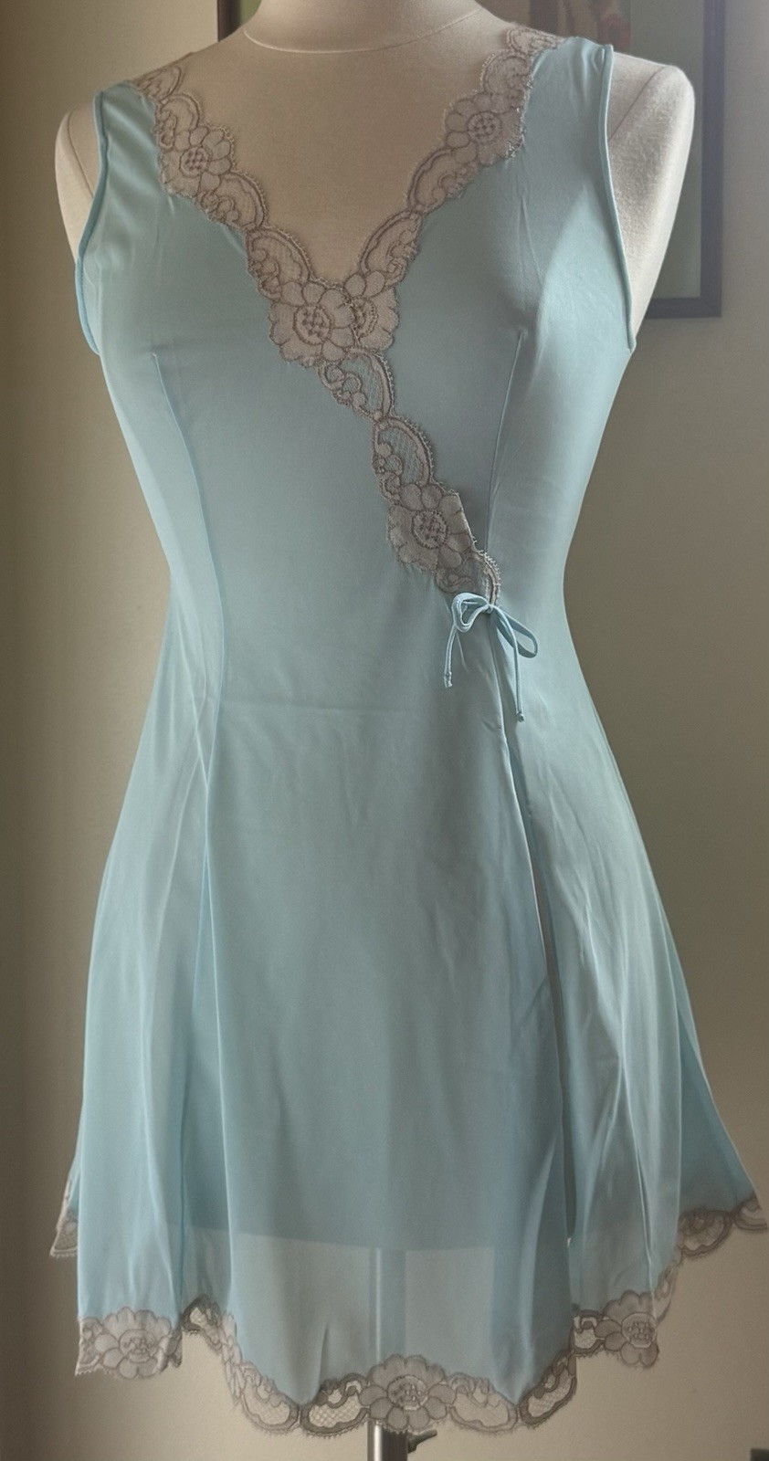 Vintage Blanche By Erika McGowan Baby Doll Blue W Cream Lace Trim NOS