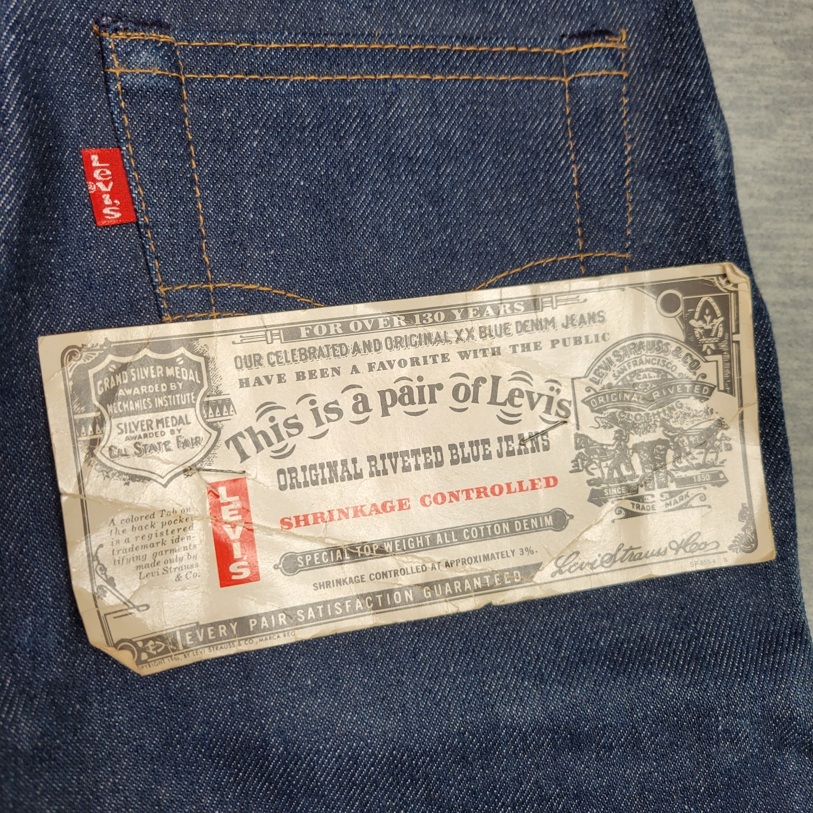 VTG 80s Levis Student Jeans Size 26×34 Made In USA Sample Pair SEE DESCRIPTION