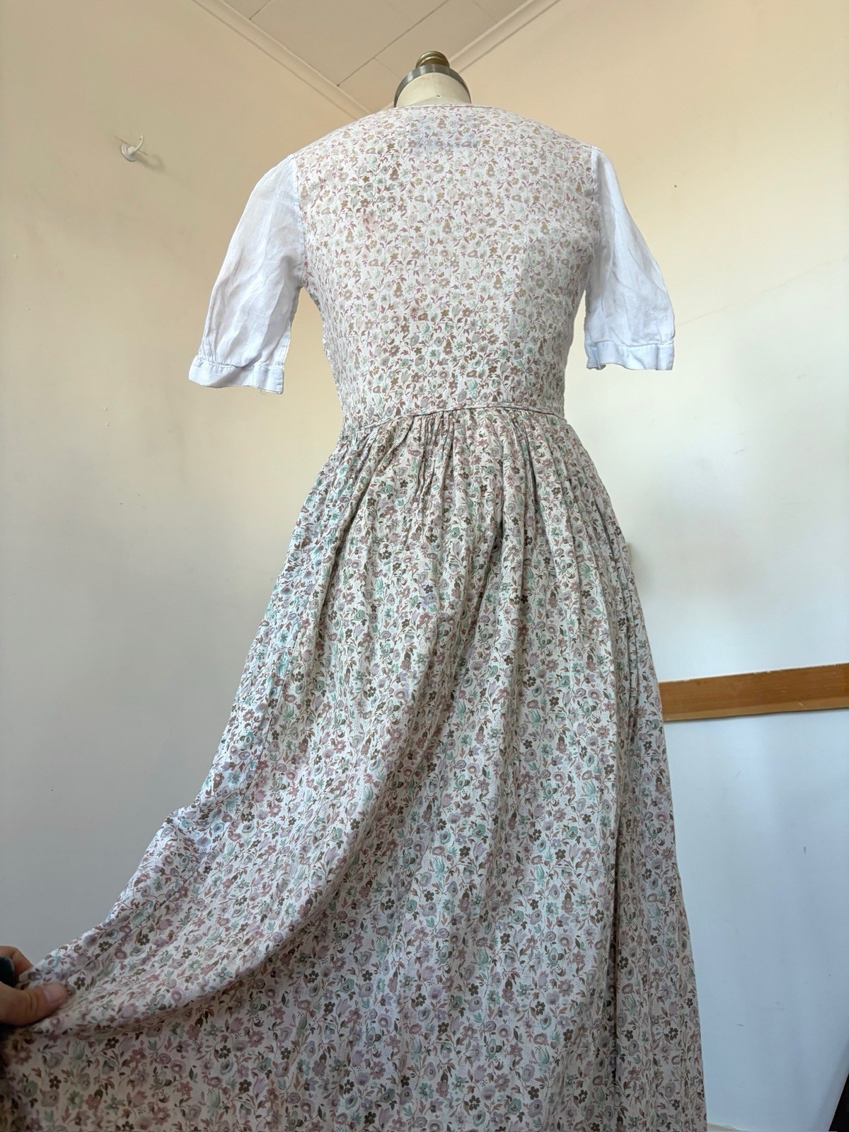 Antique 1932 George Washington Bicentennial Floral Cotton Colonial Costume Dress