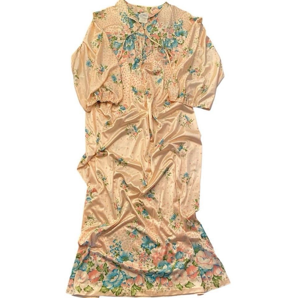 Vintage JC Penney Floral Nylon Misses Robe Medium 70s USA Union Made