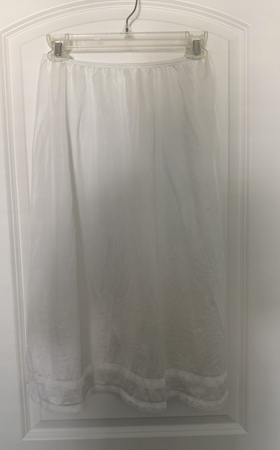 Vintage Dixie Belle 27” Nylon Half Slips (77013) white