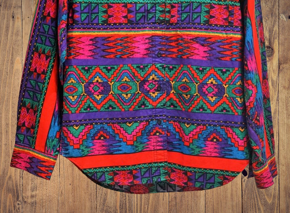 Vintage 80s Wrangler Authentic Western Apparel Colorful Aztec Shirt Womens M EUC