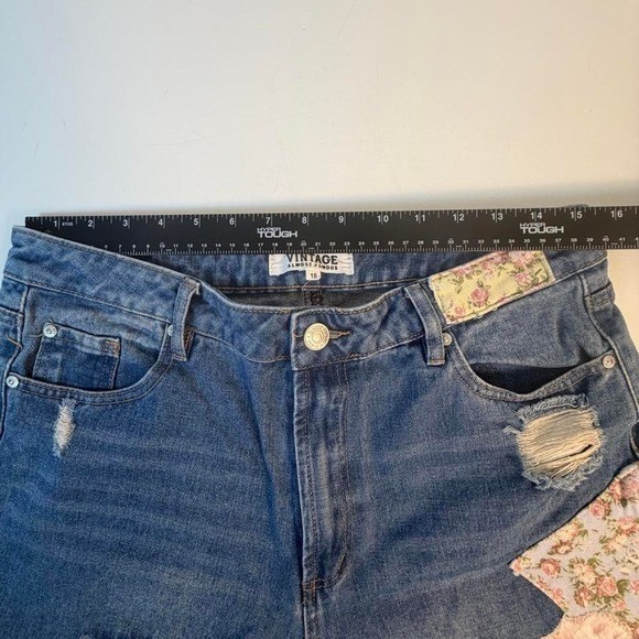 Patchwork Floral Distressed Wide Leg Cropped Jeans Size 15