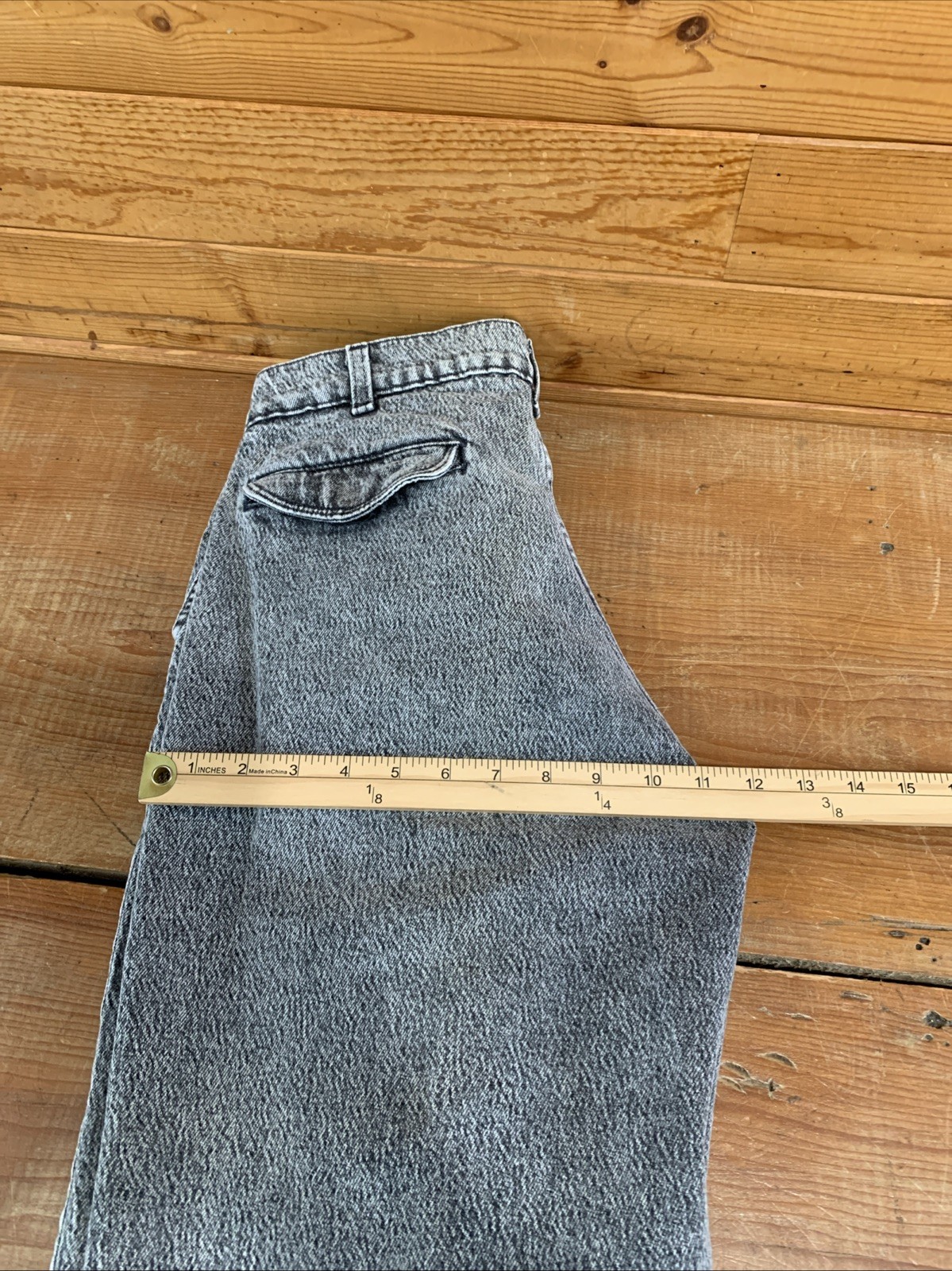 VTG Levis Silver Tab Black Acid Wash Pleated High Waist Jeans Size 30/34