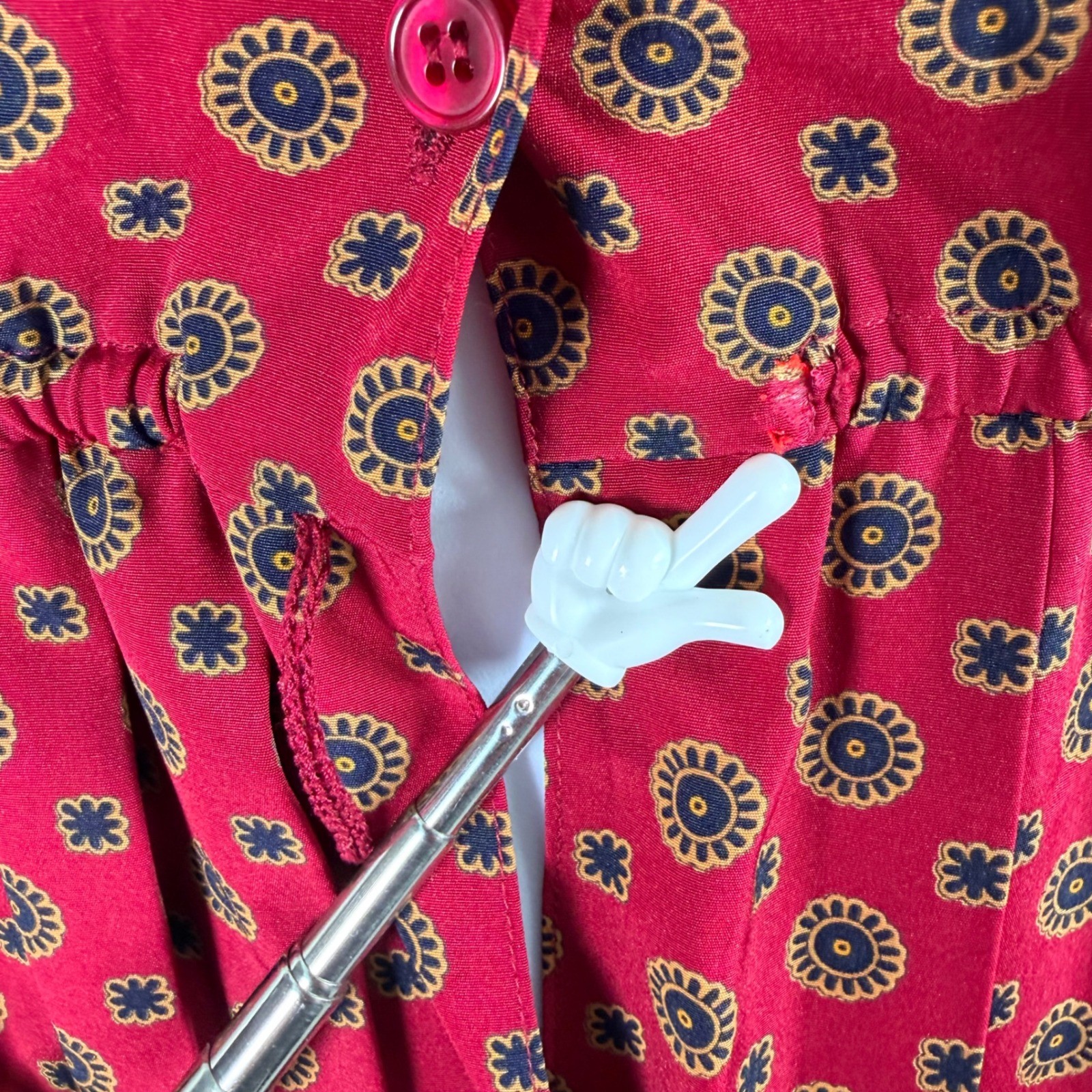Appleseeds Vintage Red Medallion Print Pleated Midi Shirt Dress 12P Belted