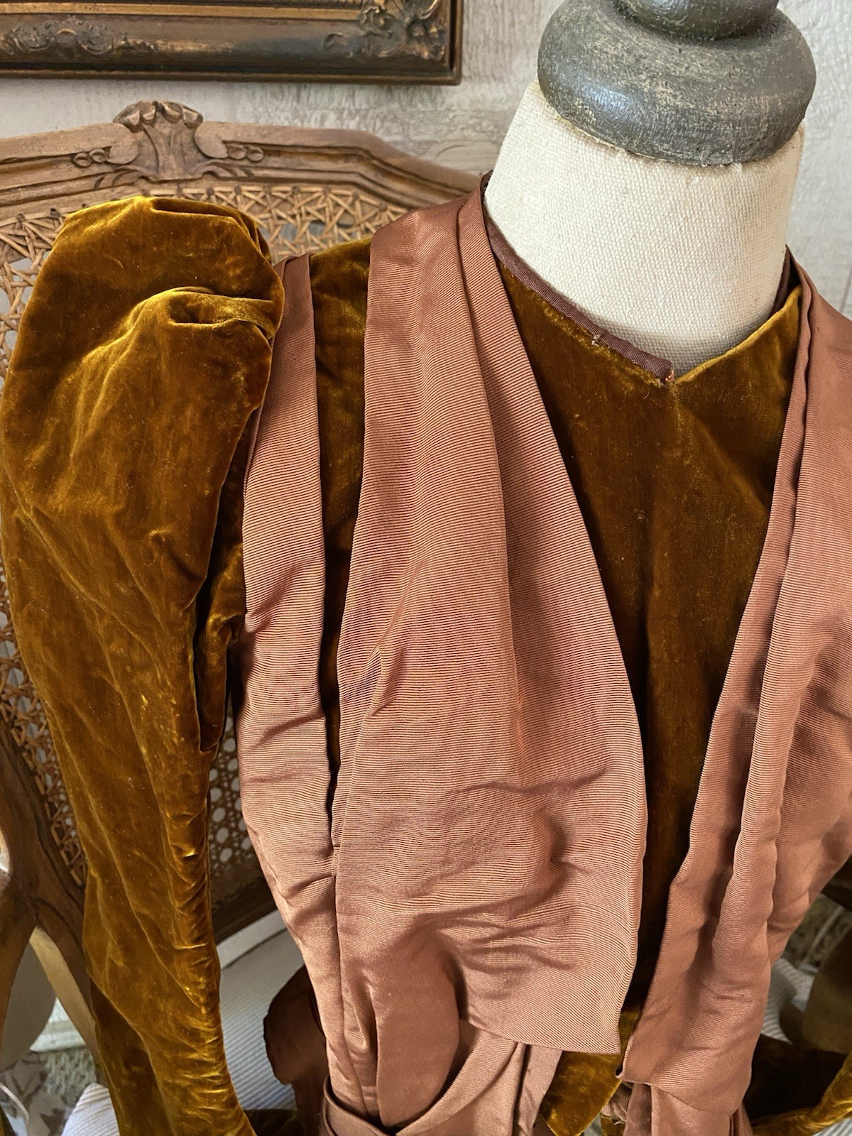 Antique Edwardian Copper / Brown Silk & Velvet Bodice w/Puff Sleeves