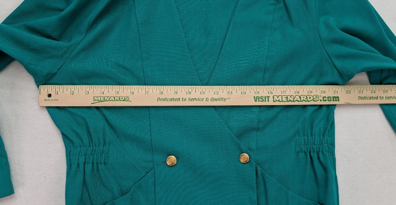 Vintage 80s Women&rsquo;s Skirt Suit Size 16 Green Double-Breasted Belt