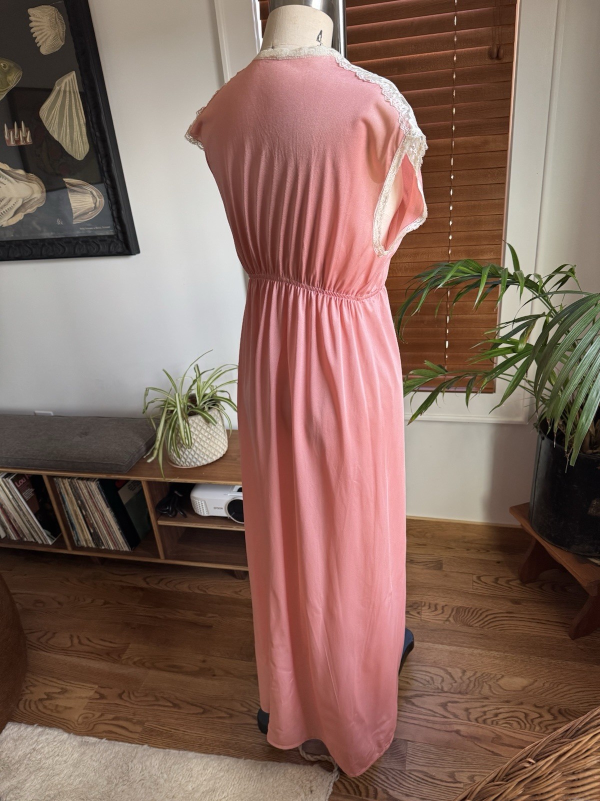 Vtg 60s 70s Lingerie Pink Old Hollywood Glamour Long Open Nightgown Accent Robe