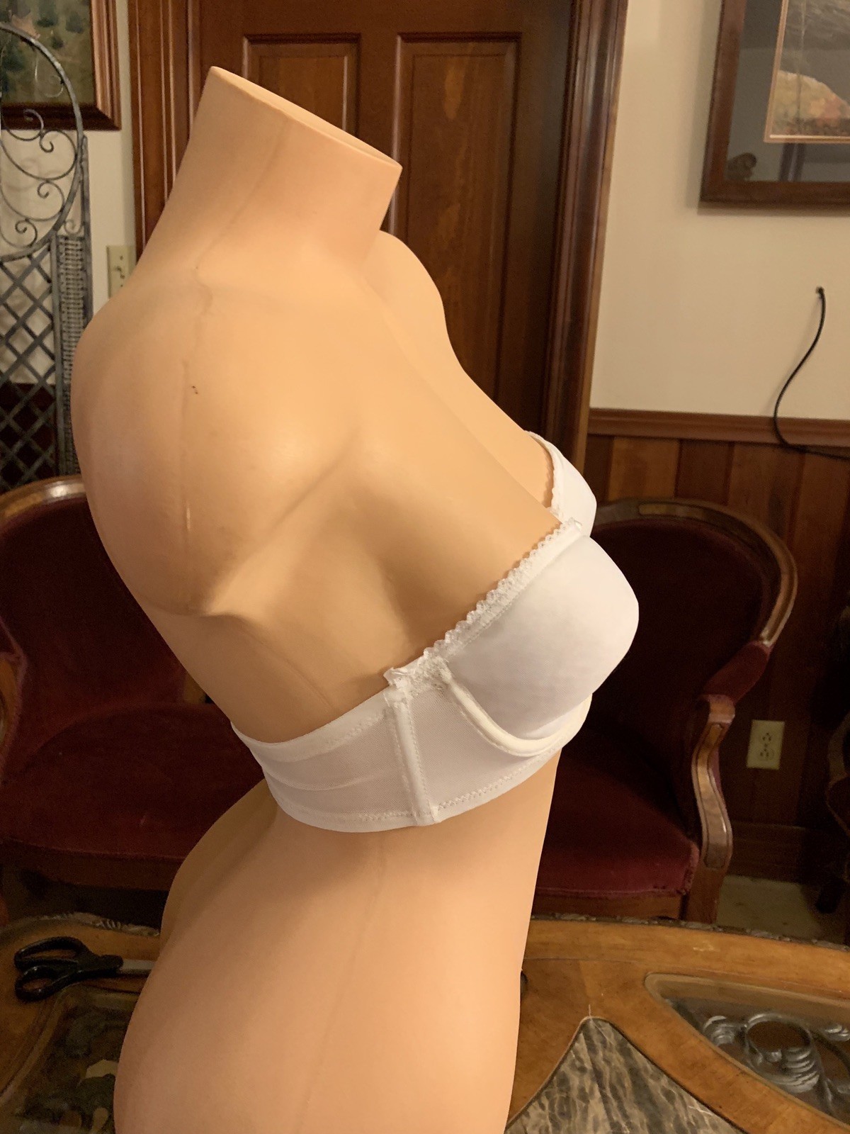Vintage Strapless Bra White Underwire Seamless Nylon Lycra Spandex 1970s NEW 32C
