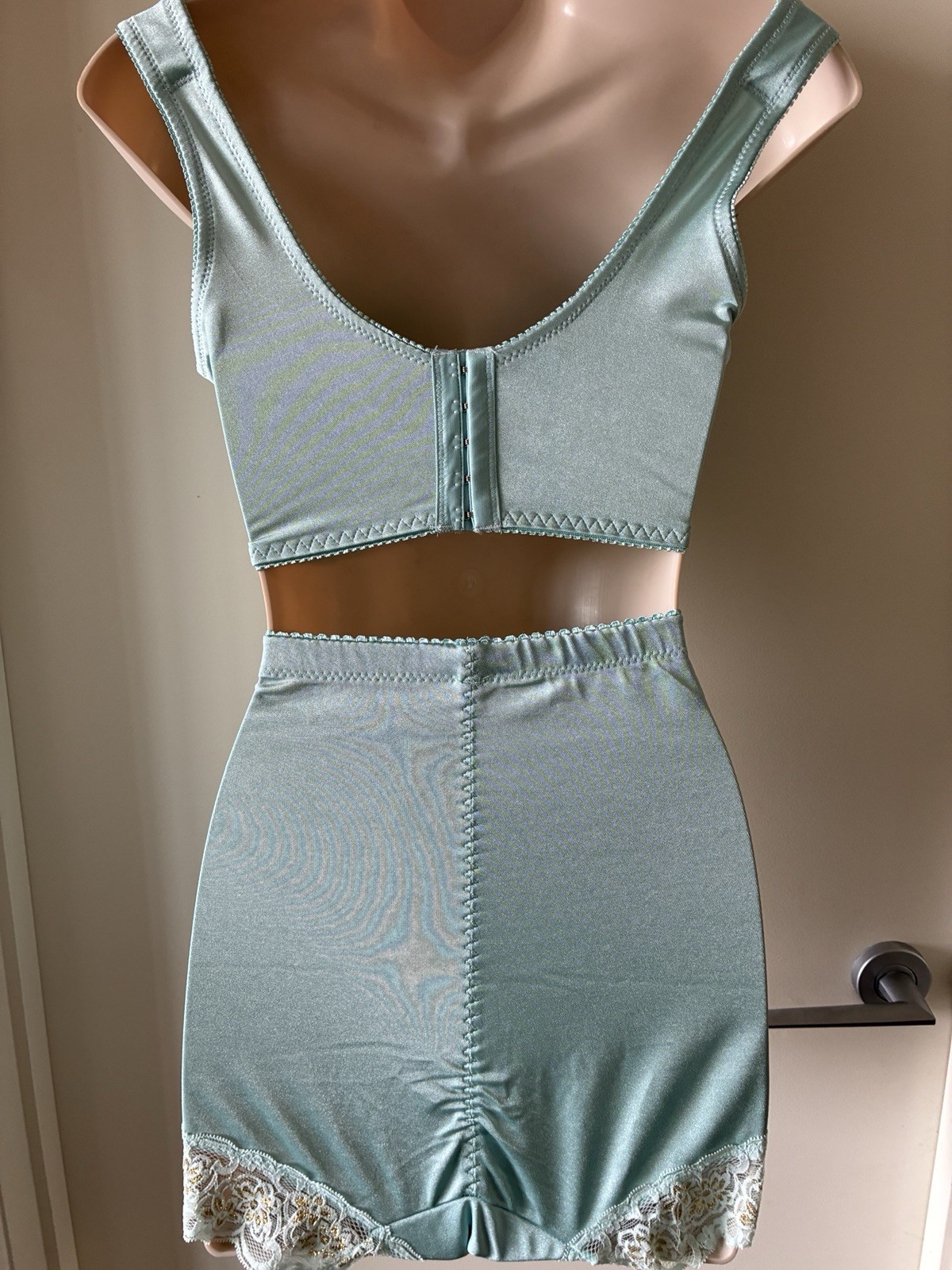 Vintage Soft Cup Bra+Girdle Retro-Style Pinup Girl Sets XS or M Black Blue Rose