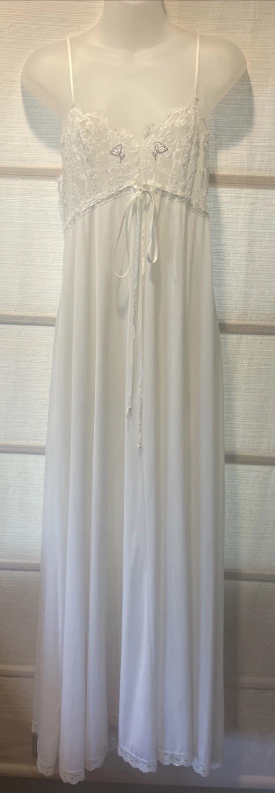VTG Claire Sandra By Lucie Ann Beverly Hills White Floral Lace Chemise~XS~EVC
