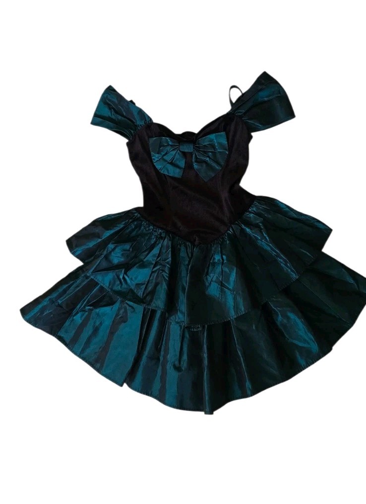 VTG&rsquo;80 Black Velour/Iredesent Taffeta Prom/FORMAL DRESS / Shoulders Off