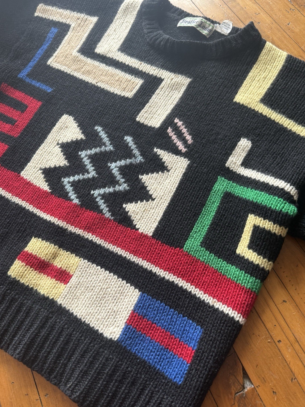 Iconic 1990’s Geometric 100% Wool ‘Heather Loom’ Knit Sweater Sz 40/unisex L