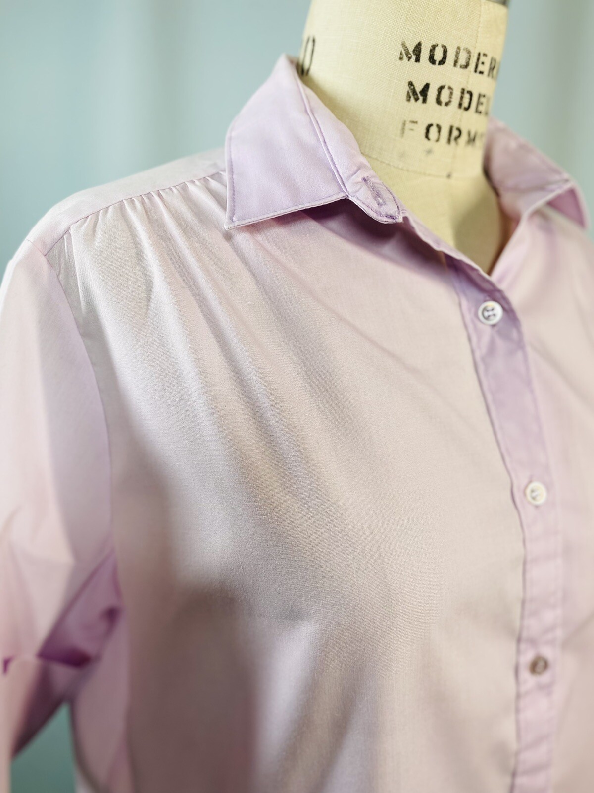 Vintage Blouse SIZE MEDIUM lavender purple short sleeve 70s 80s LAND N&rsquo; SEA