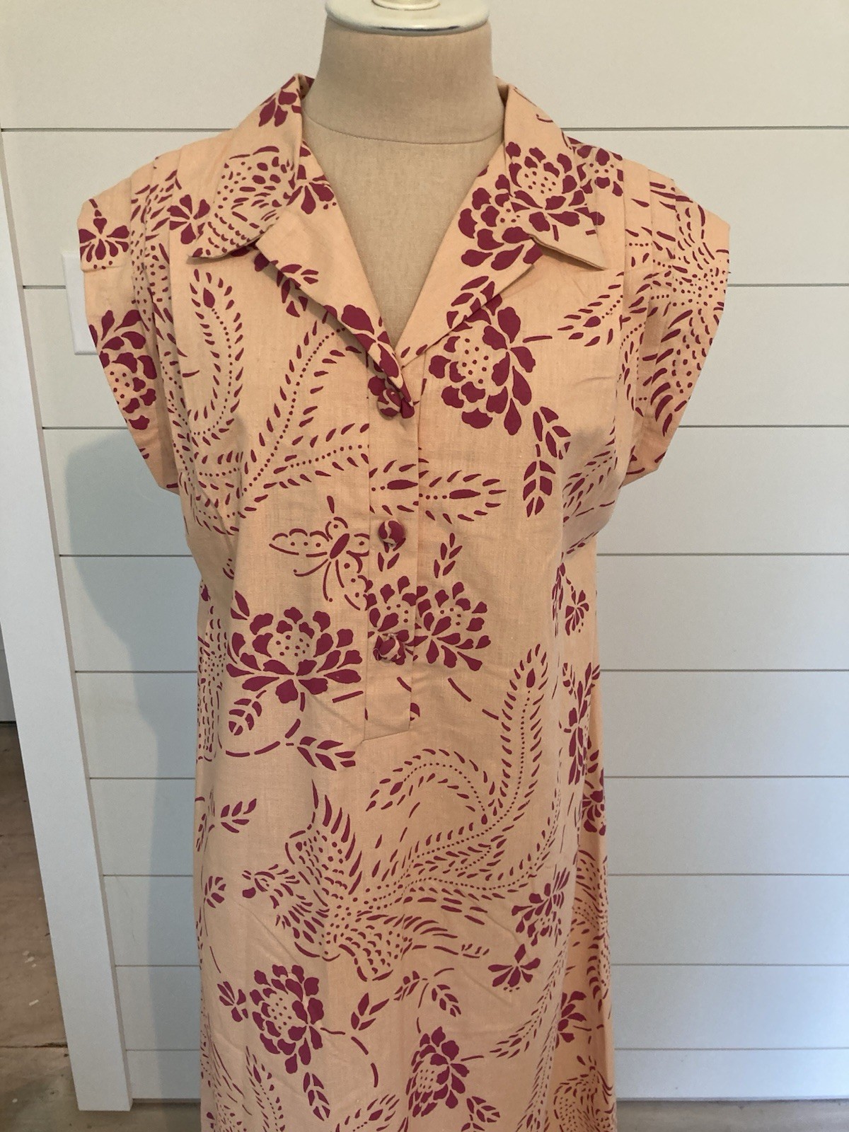 Vntg 1990s Hawaiian muumuu maxi dress peasant dress peacocks butterfly XL B 44