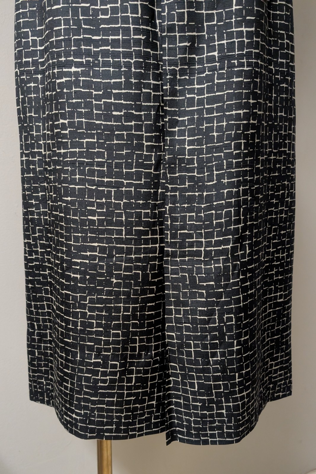 Vintage 50&rsquo;s Bombshell Geometric Pencil Wiggle Dress Metal Side Zip XS