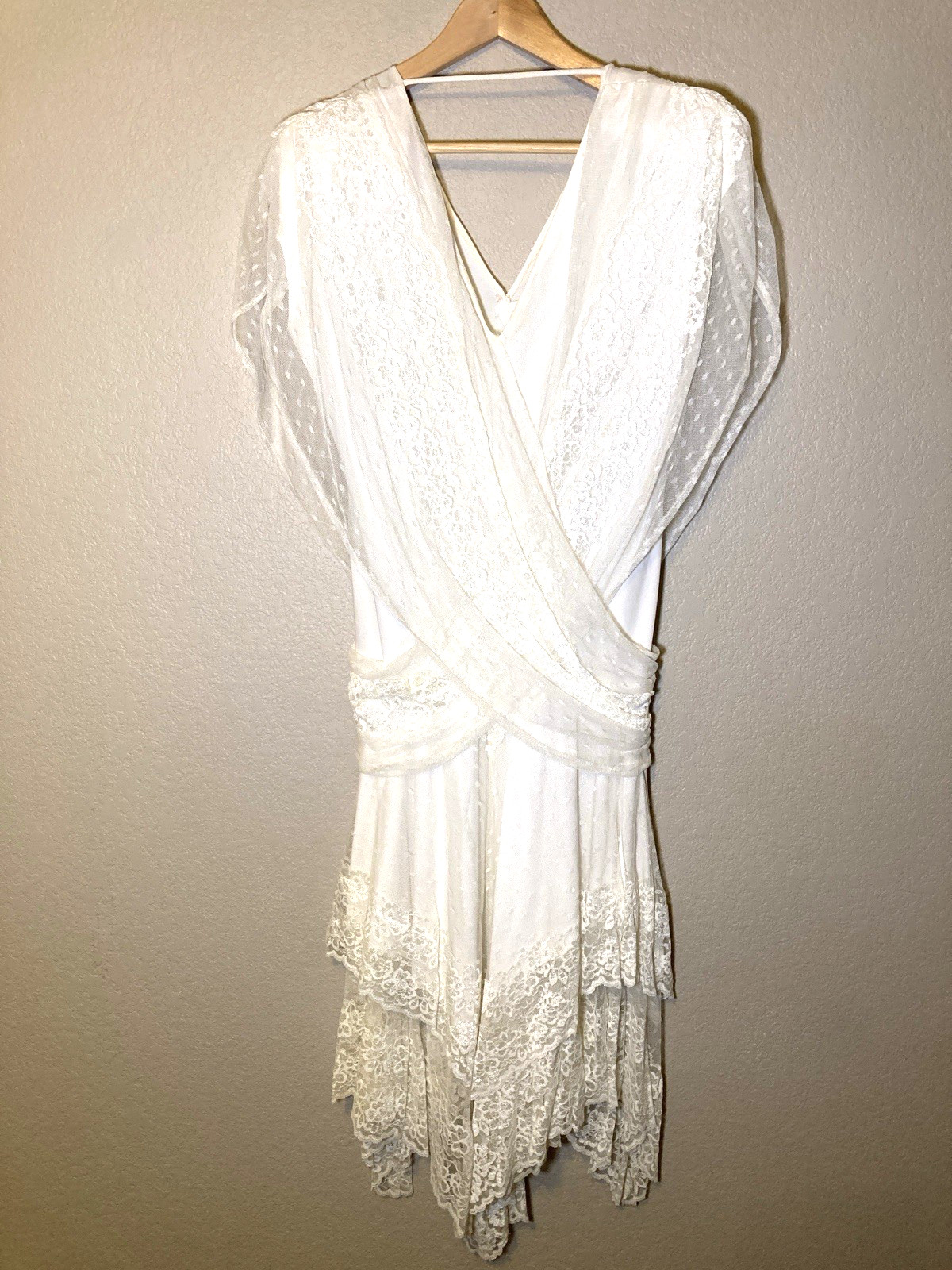 Vintage JC Penny ILGWU White Lace Wedding Dress (Size 13/14) Made in USA