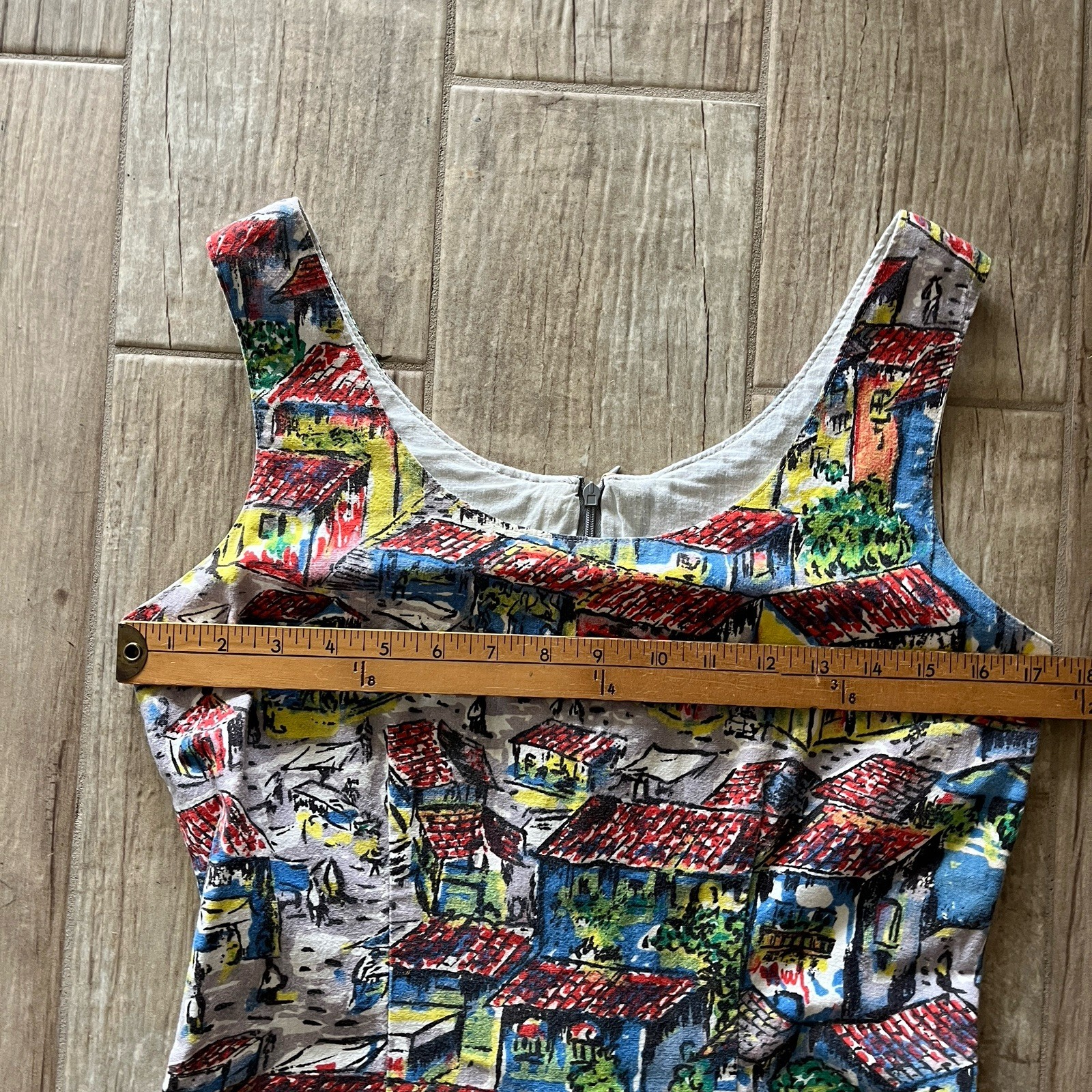 « Barkcloth » Fitted Dress Italy France Lined Scoop Neck Sleeveless Elegant Small