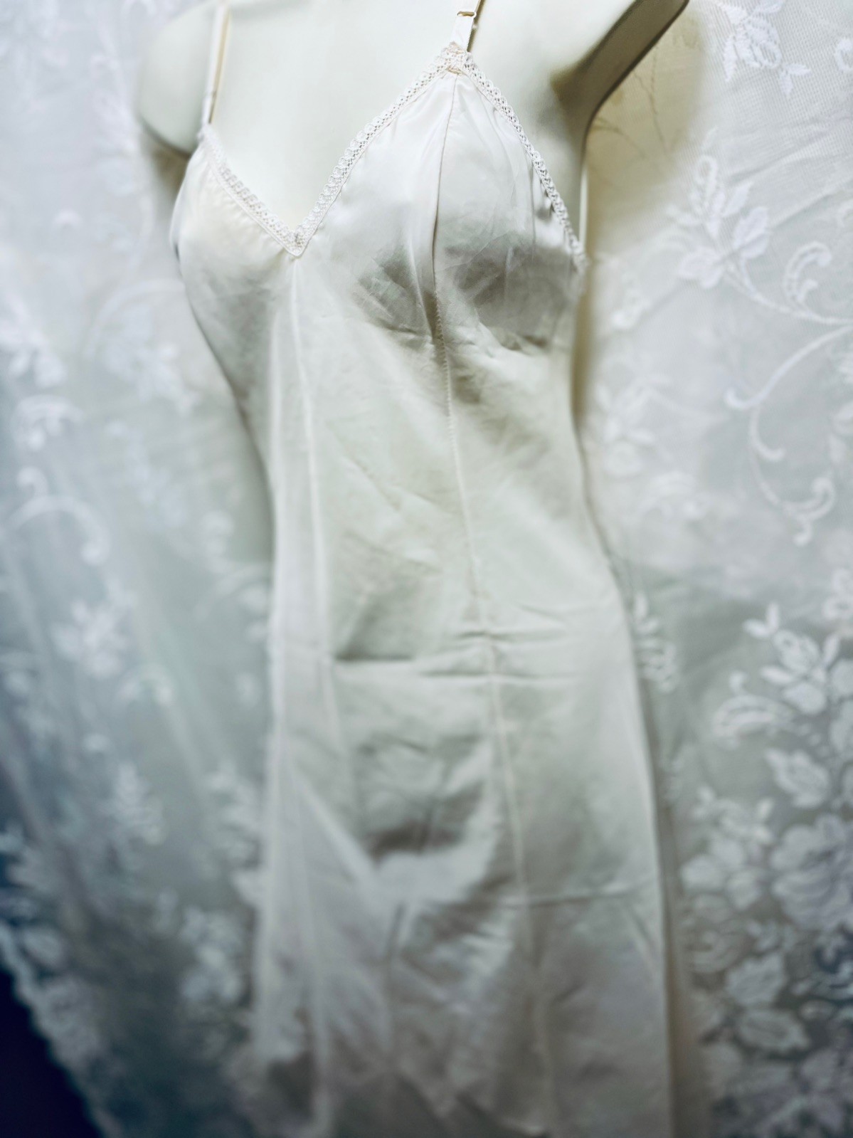 Vtg 50s 60s Barbizon Tafredda Full Slip White