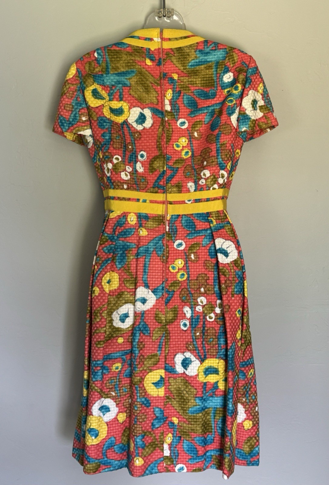 Vintage 1960s Elinor Simmons Malcolm Starr Textured Floral Mod ALine Dress Small