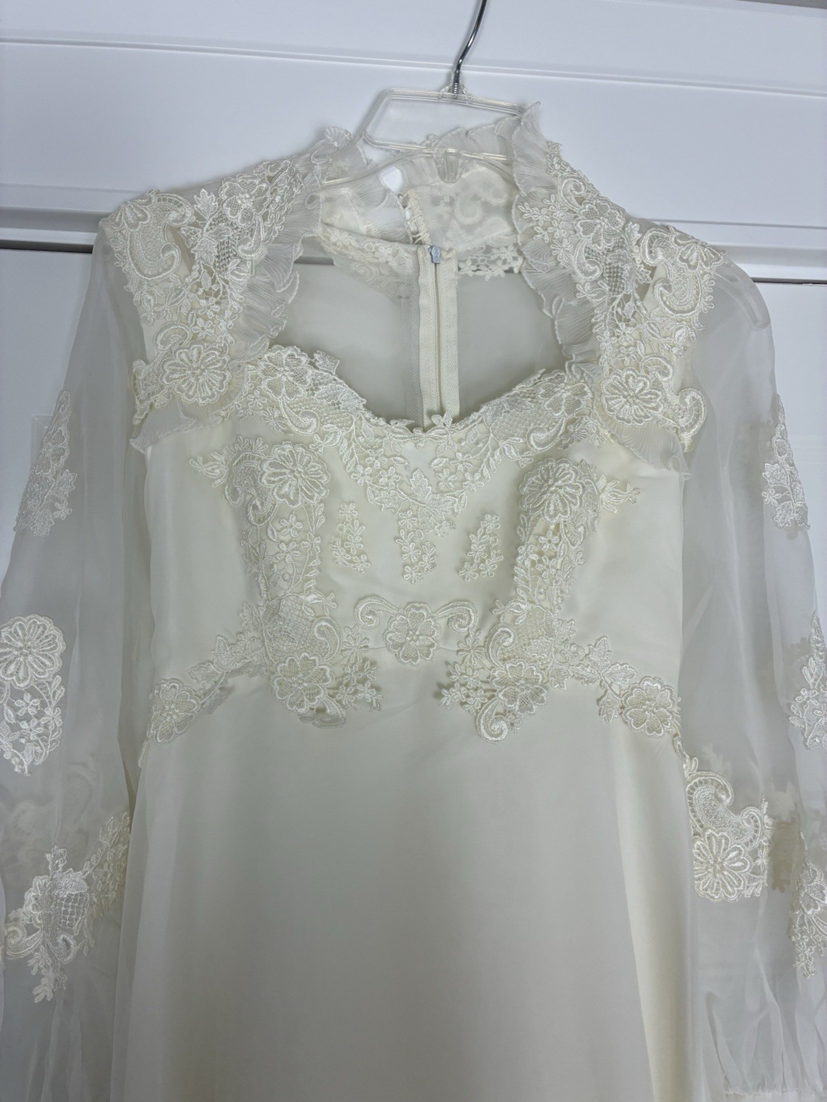 VTG ILGWU Victorian Wedding Dress Gown Sweetheart Neck with Train/Veil 8 Ivory