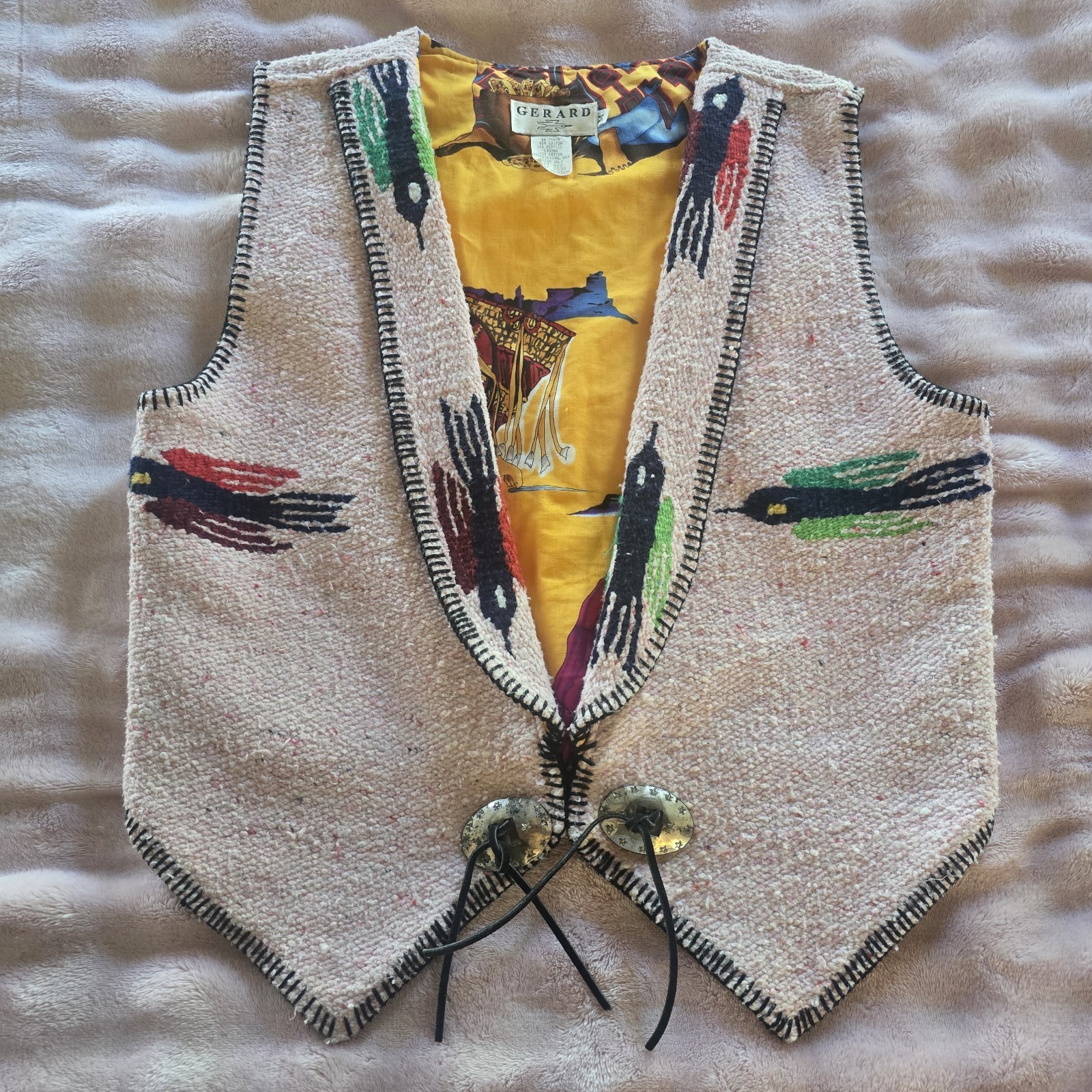 Gerard Women&rsquo;s Vintage Southwestern Print wool Vest Medium Ivory Red Green