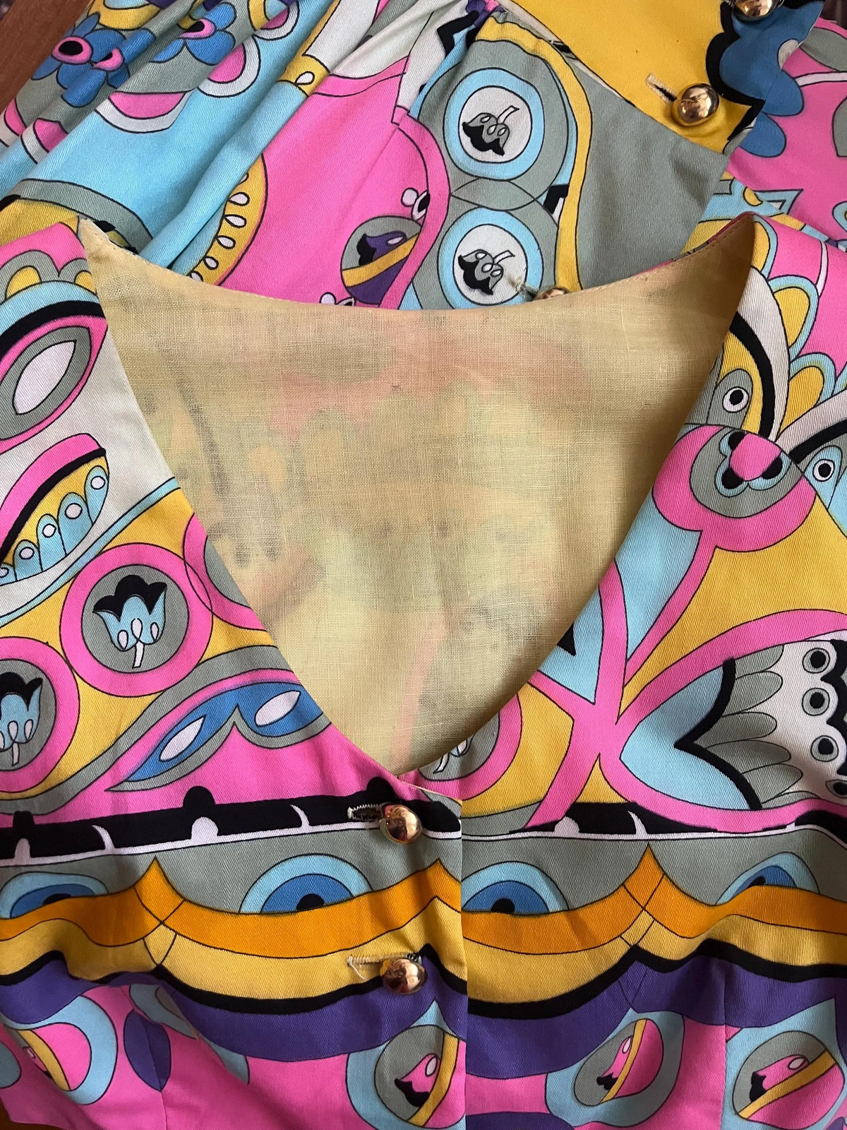 PUCCI-RIFFIC Vintage 1960s 2pc Psychedelic Silkscreened Cotton Skirt & Top