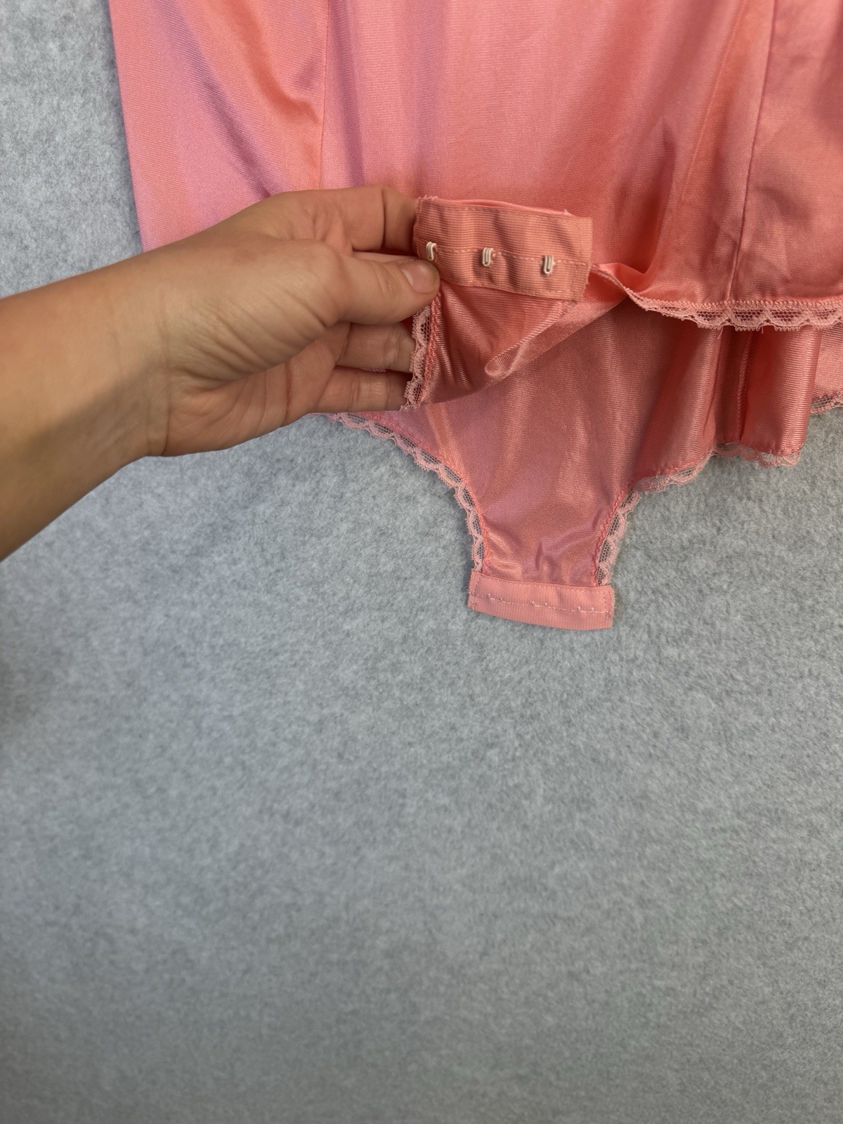 VTG Vassarette 32 Underneath-It-All Pink Satin Lace Bodysuit 100% Nylon Rare EUC