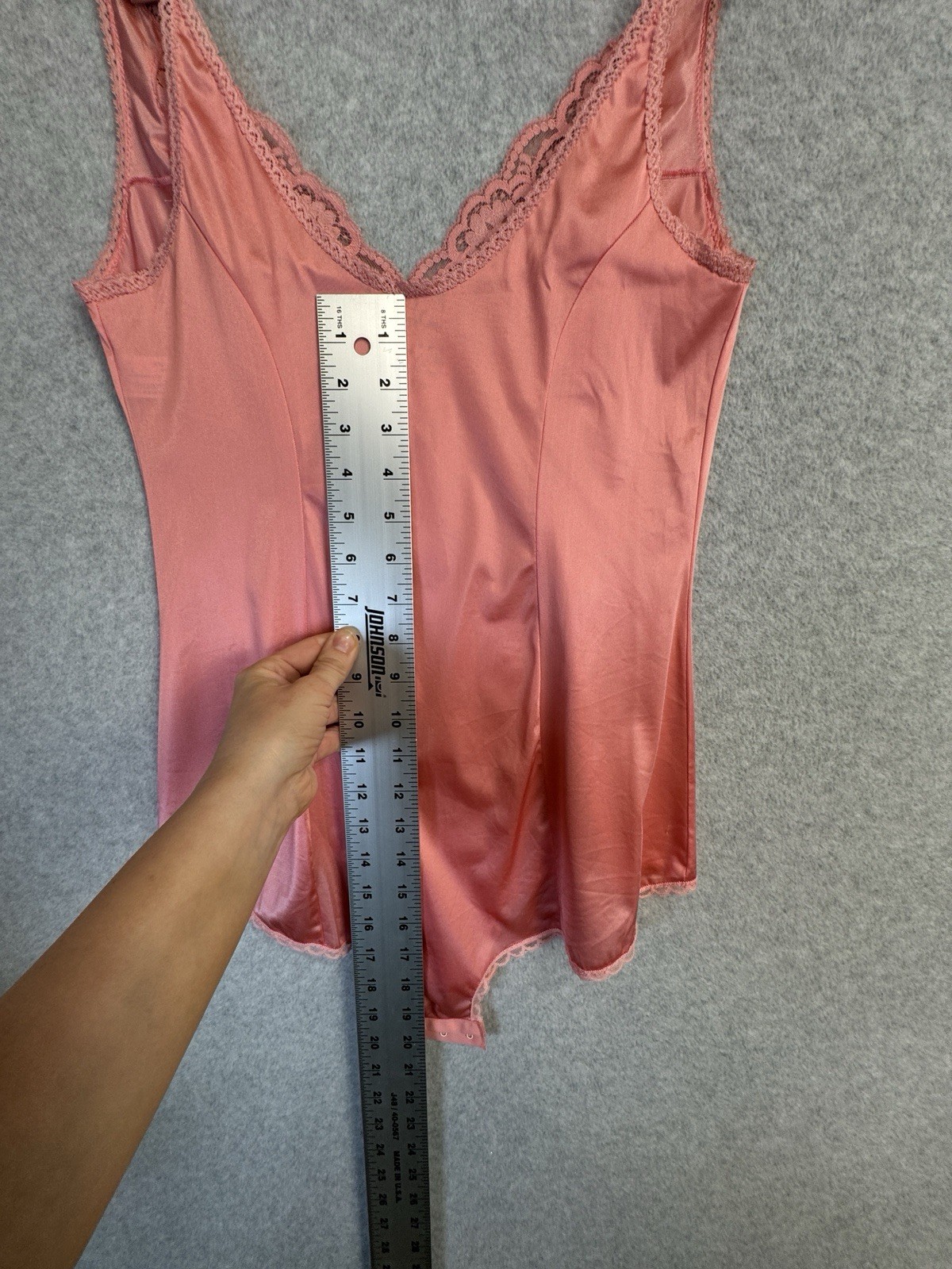 VTG Vassarette 32 Underneath-It-All Pink Satin Lace Bodysuit 100% Nylon Rare EUC