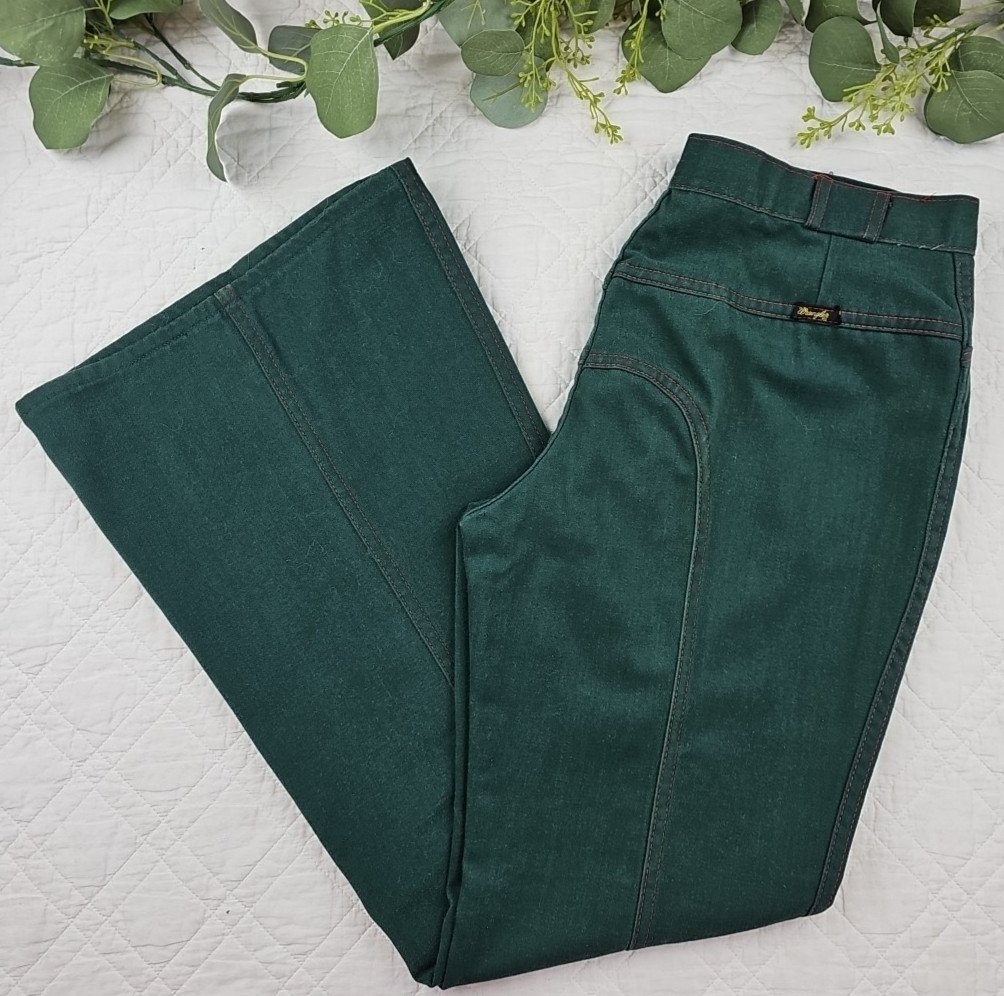 VTG 70&rsquo;s Wrangler Green Bell Bottom Flare Leg Size 15/16 Made in USA 32&Prime;