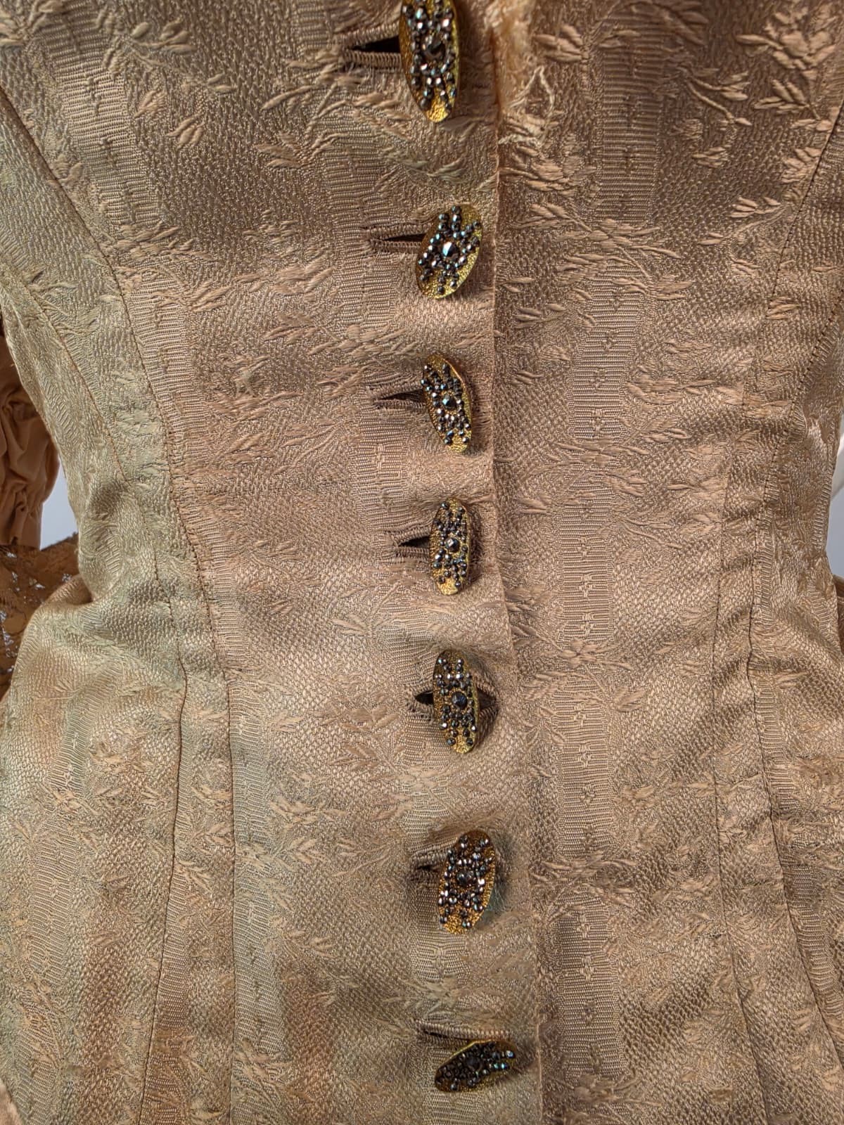 VICTORIAN 1880’S FIGURED SILK + SATIN BUSTLE DRESS W POLONAISE SIDES + TRAIN