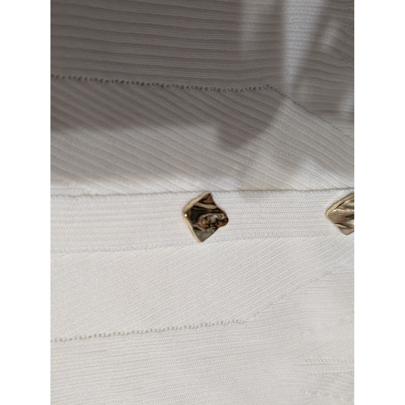 White Ribbed Knit Cami with Gold Accent Buttons SizeM Old money