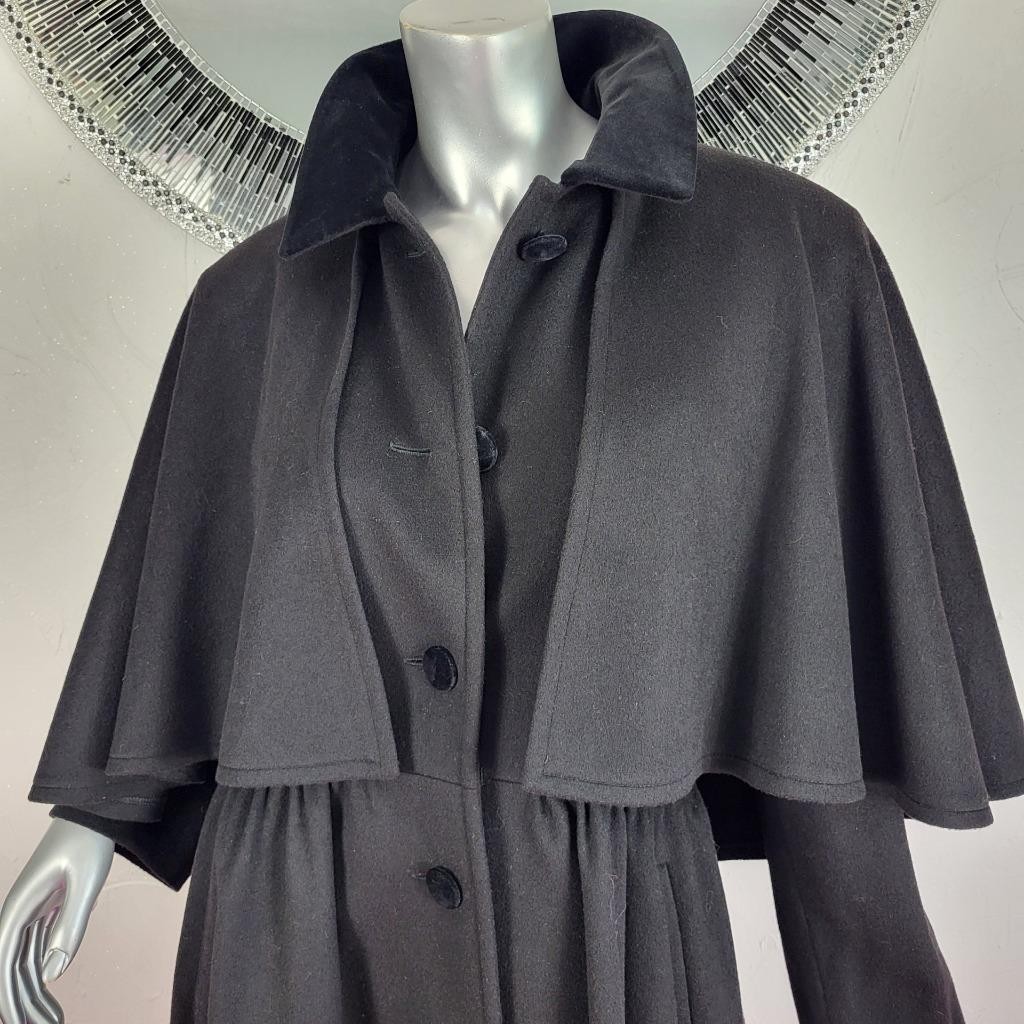 CLAUTE COUTURE~38/S/M~VINTAGE BLACK WOOL VELVET FULL LENGTH CAPE COAT TRENCH