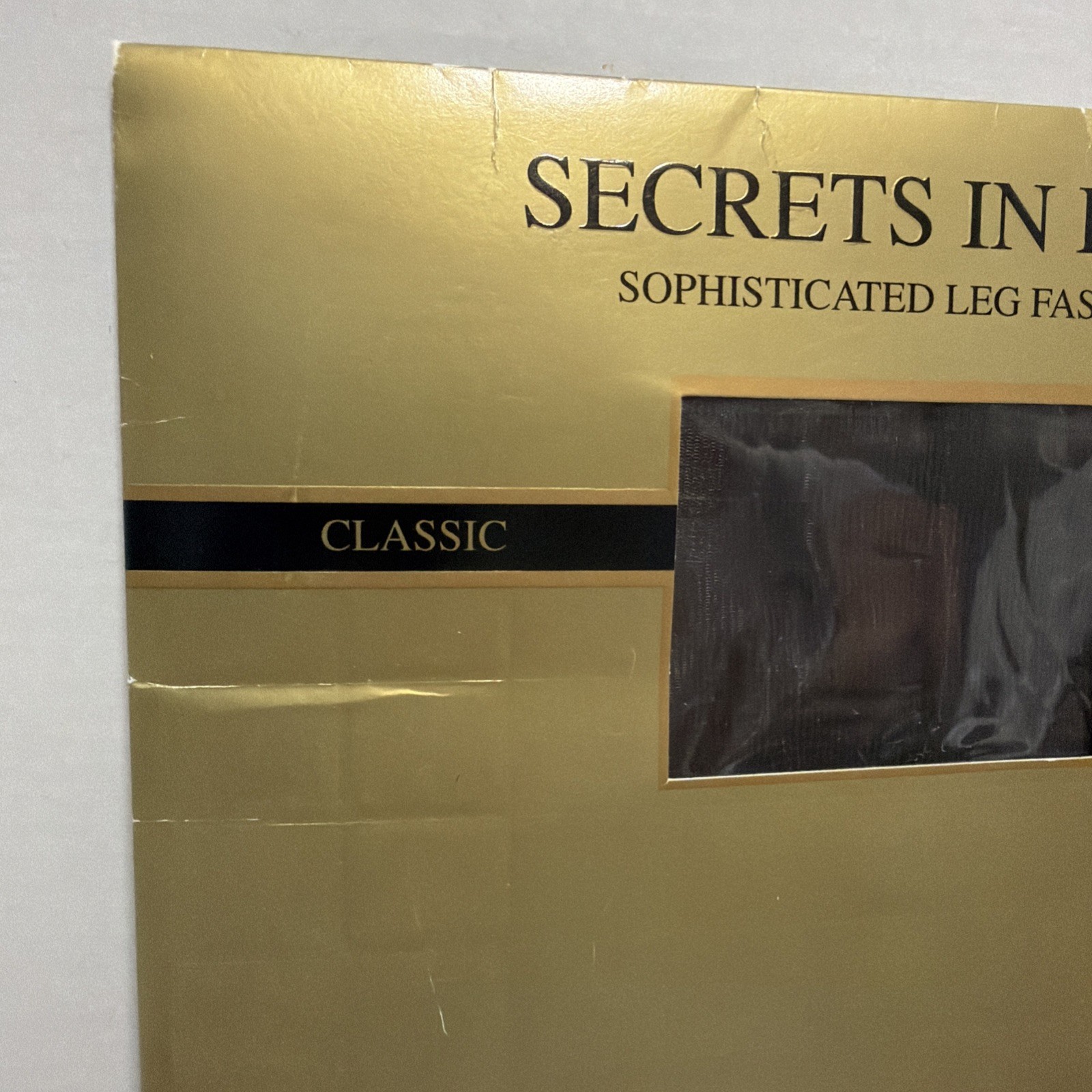 Secrets In Lace Classic Collection Stockings 9900 RHT – Off Black – Small – NIP