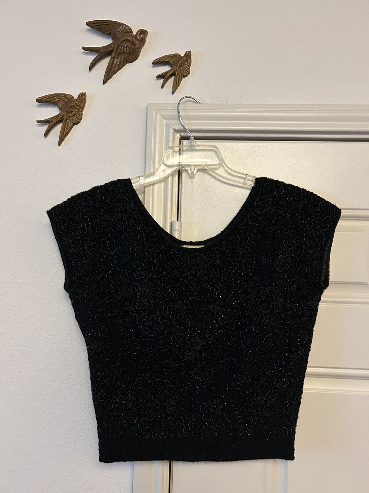 Vintage Elsie Tu Hong Kong Handmade Beaded Cropped Sweater ~ Black ~ Bust 38&Prime;