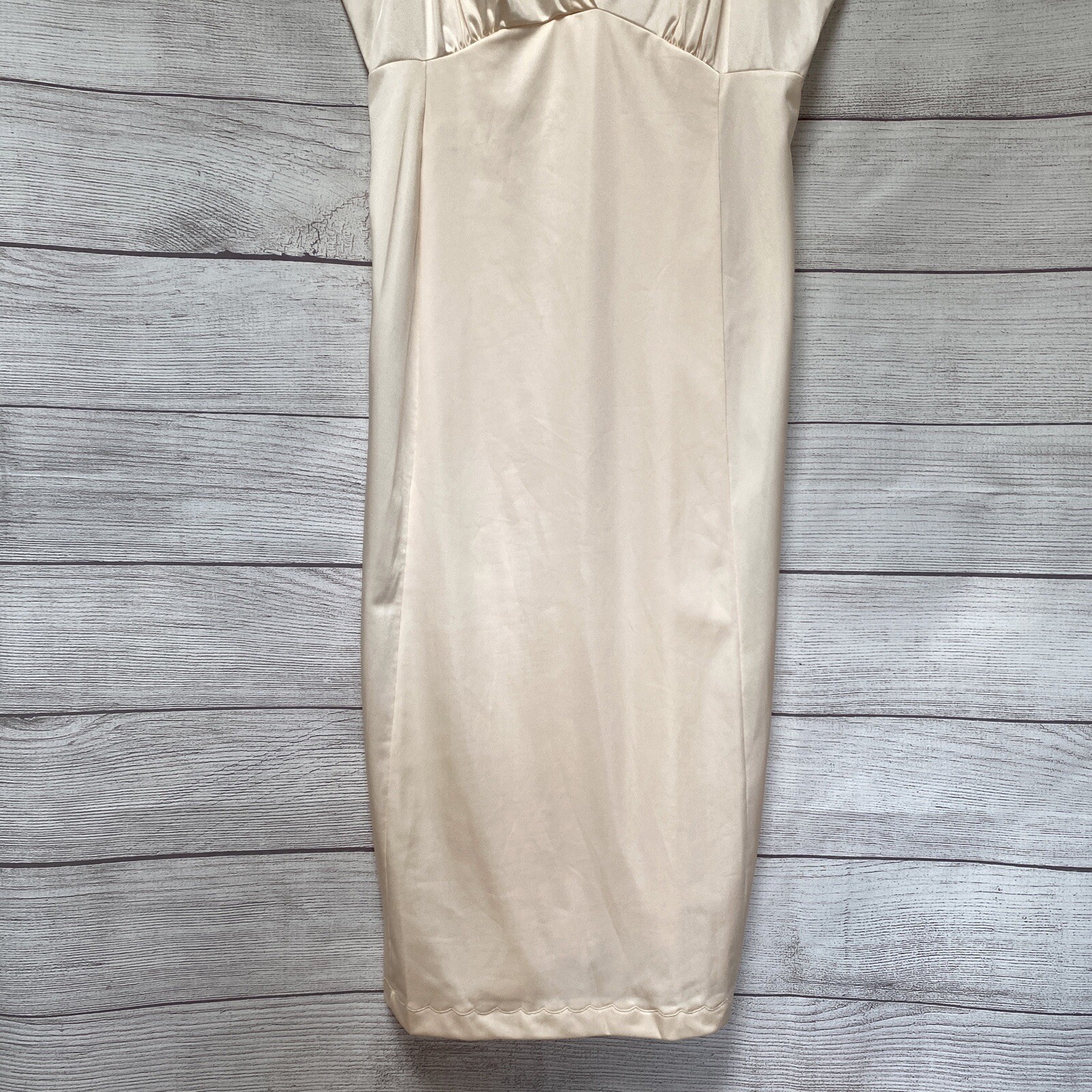 Texsheen Lingerie Full Length Slip Light Peach Size 38 Nylon