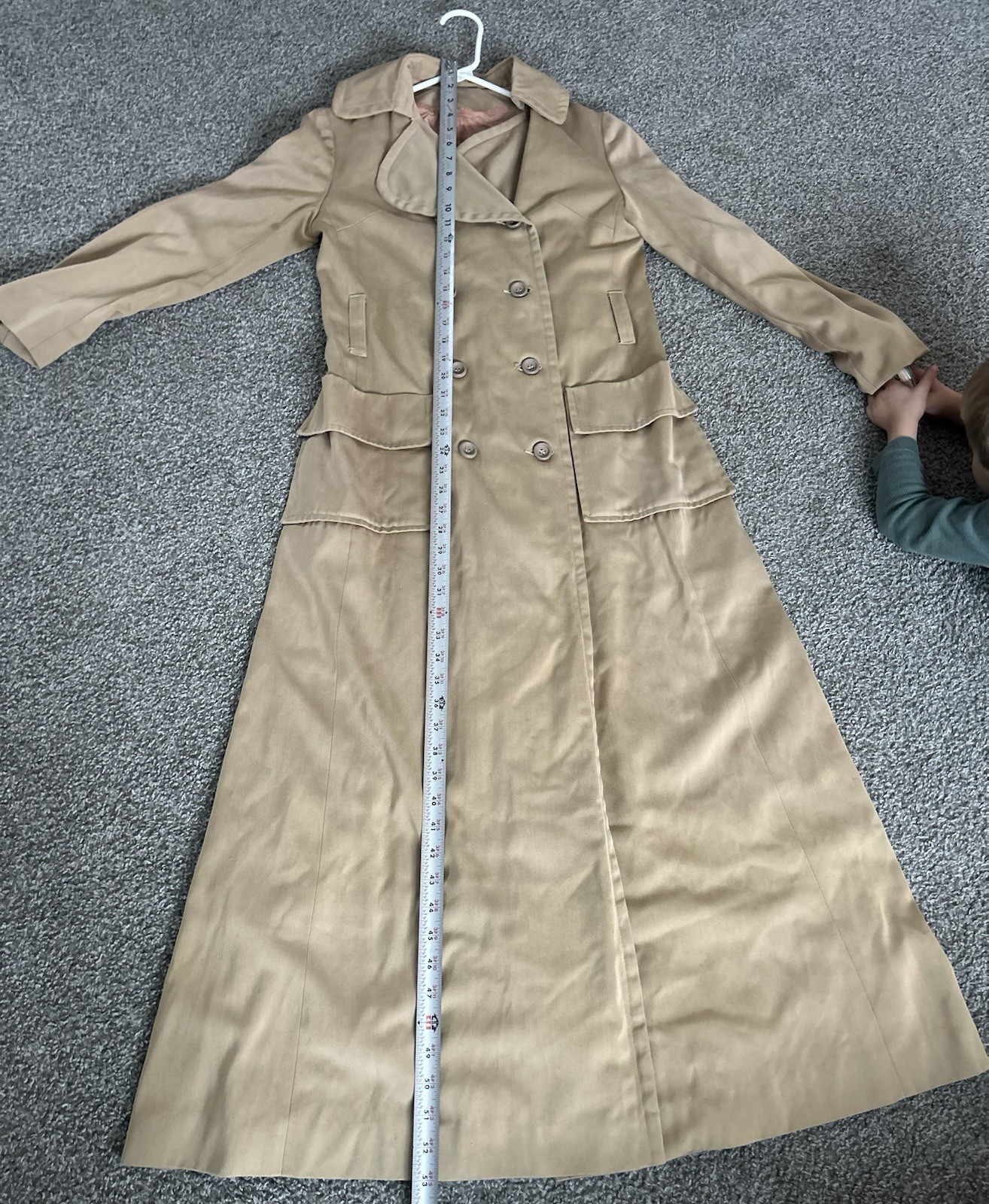 Vintage Carol Brent Trench Coat. Unknown Size. See Description And Pictures.