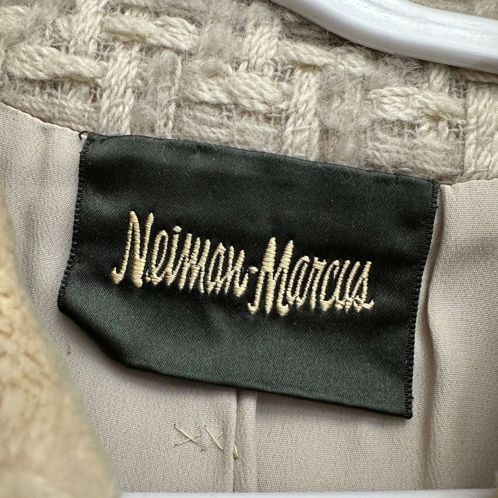 Neiman Marcus Womens Vintage 60s Tweed Skirt Suit Sz L Faux Fur Collar Old Money