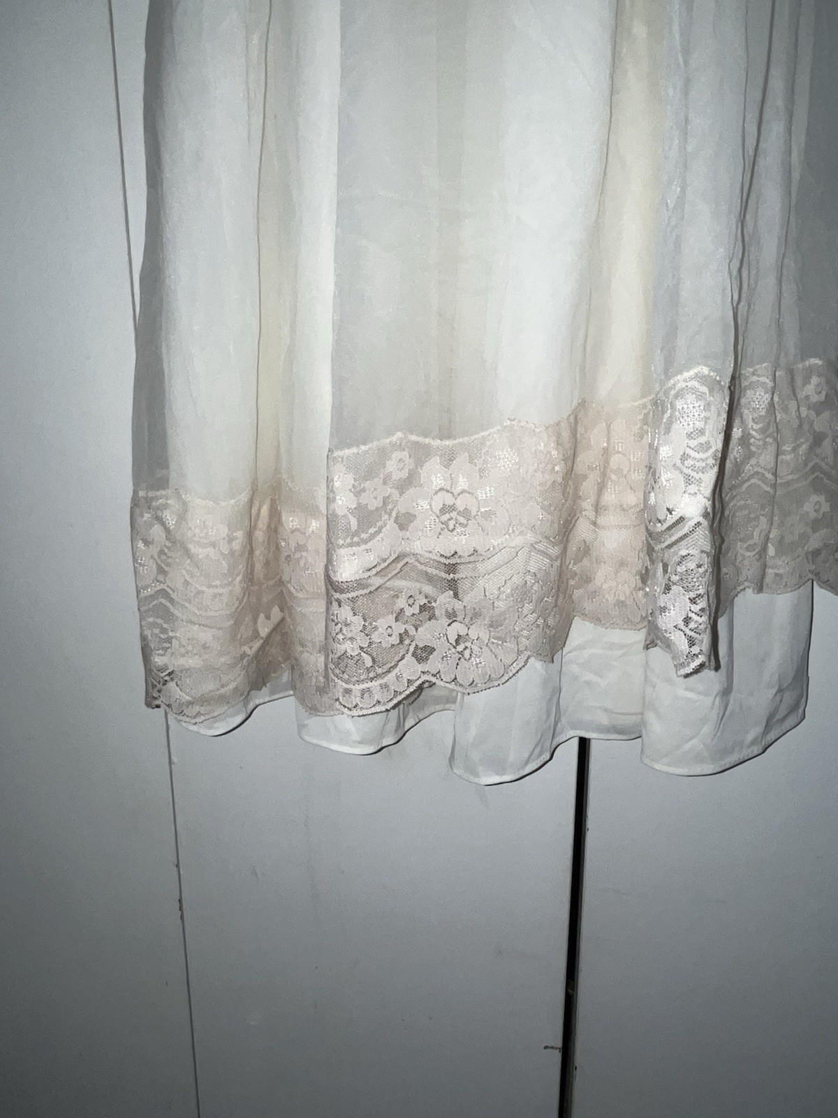 VTG INTIME Chiffon Nightgown Large White Ivory Lace Bridal Full Sweep Maxi Gown