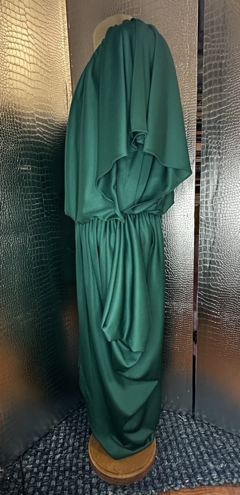 Vintage Green 80s Dress Handkerchief Hem Flutter Sleeves Scoop Neck Size Med-Lg