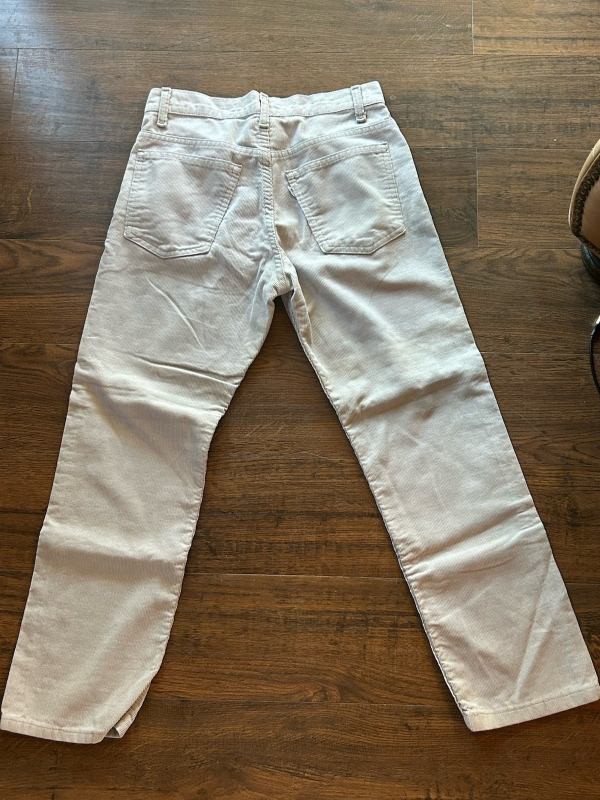 True Vintage Levi’s 80’s White Tab Corduroy Pants 29/30 Made In USA Talon Zip