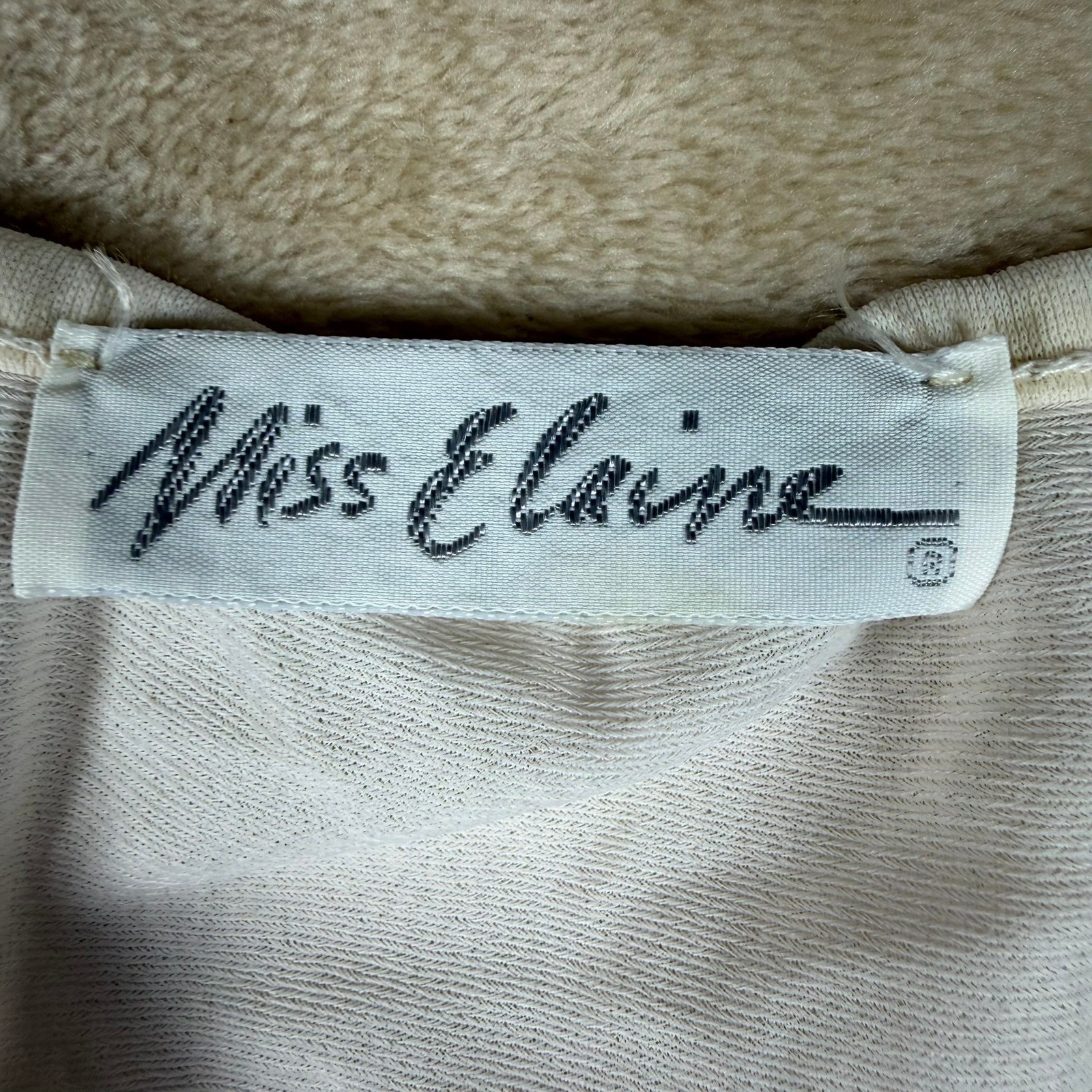 Miss Elaine Vintage White Floral Embroidered Lace Nightgown Size L Made in USA