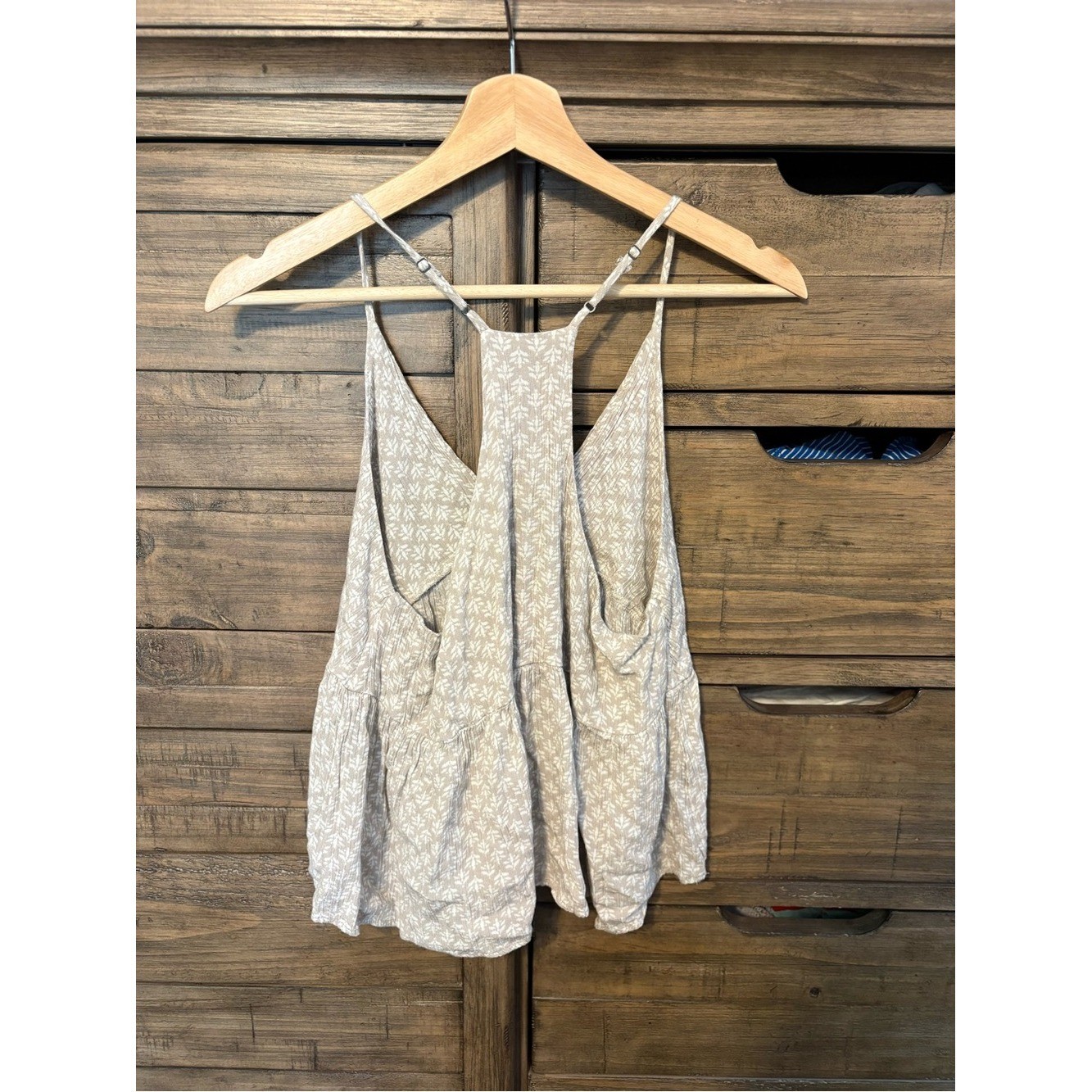 BE COOL Beige Floral V-Neck Spaghetti Strap Camisole