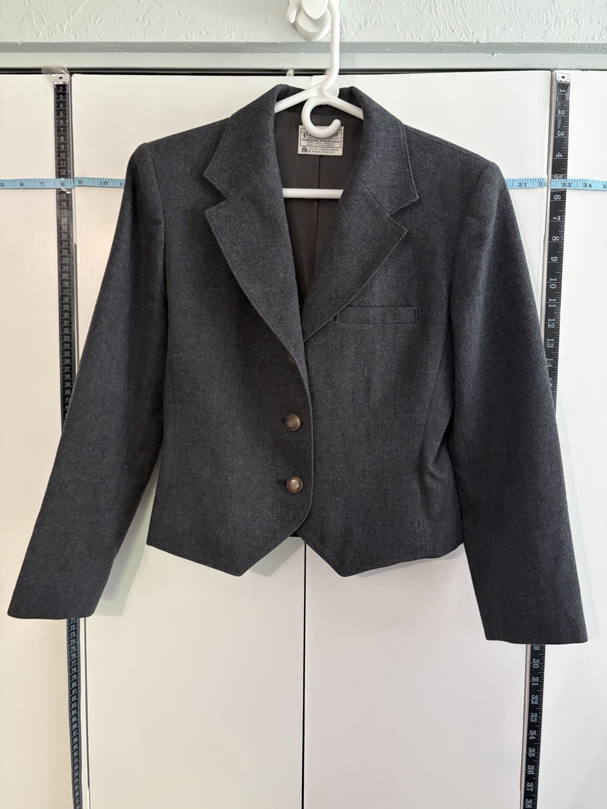 Vintage 60s Miss Pendleton Cropped Wool Blazer Sz 6 Charcoal Pointed Hem Lik New
