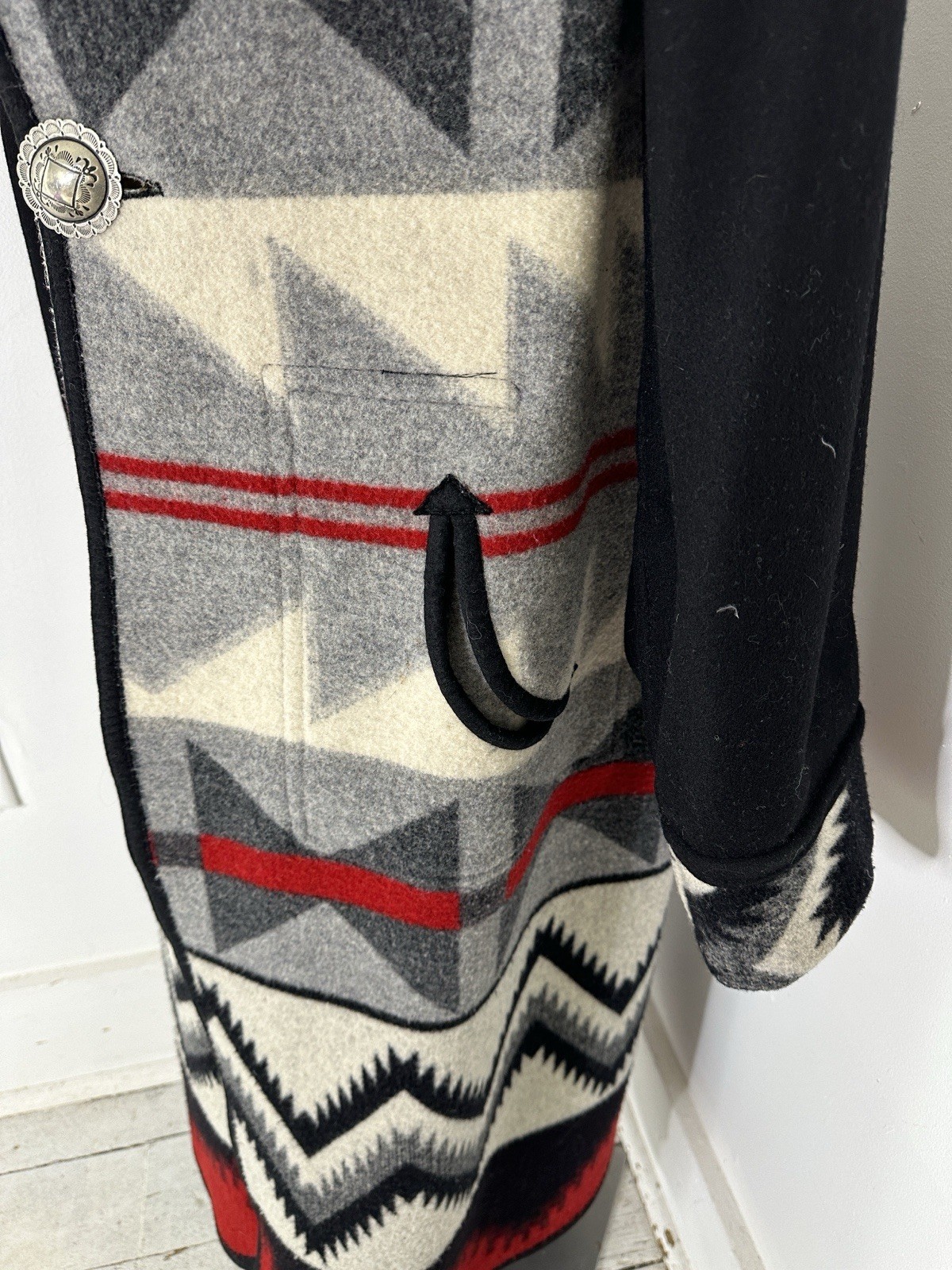 Vintage Reversible Pendleton? Native Pattern Conch Button Coat
