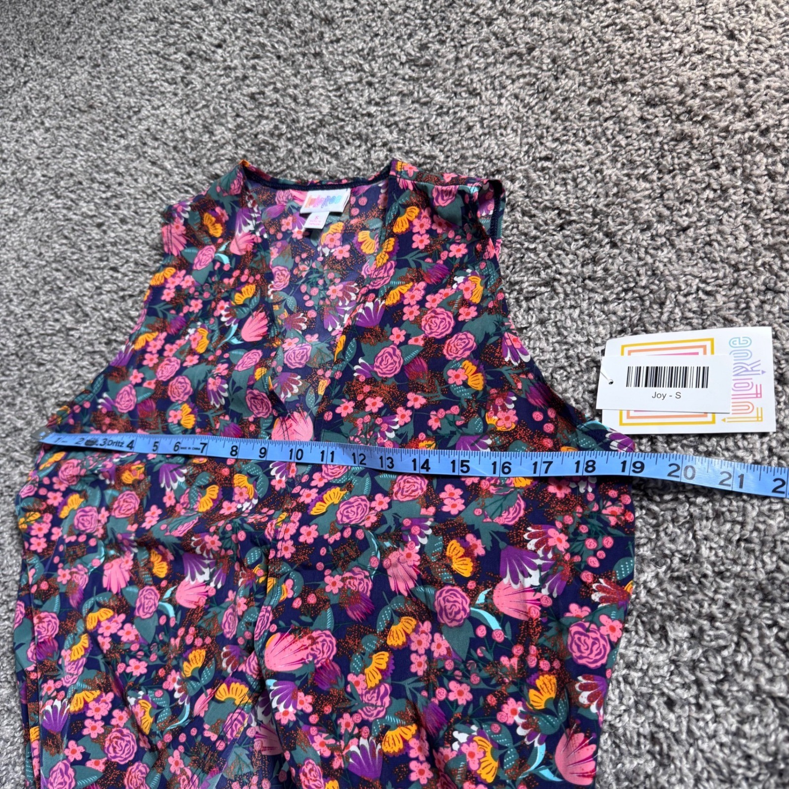 NWT LuLaRoe Joy Size Small Sleeveless Duster Vest with Side Slits Floral Print