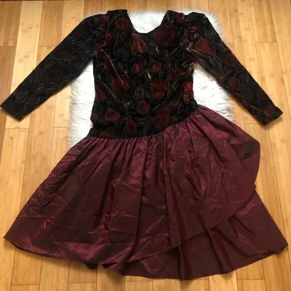 Vintage Lisa Michaels Velvet Metallic Tulip Dropped Waist Burgundy Tier Dress M