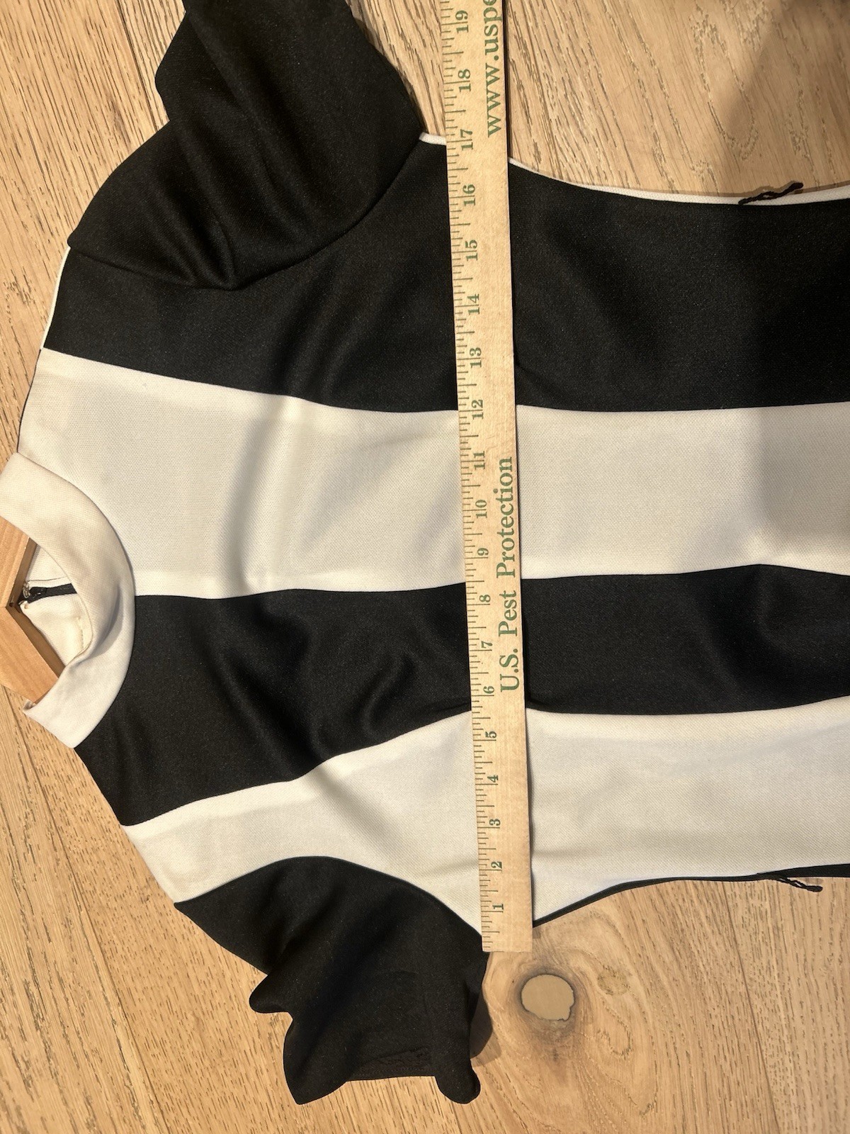 Vintage 1970’s Dress Women’s Black Midi Short Sleeve Mod Everyday Casual