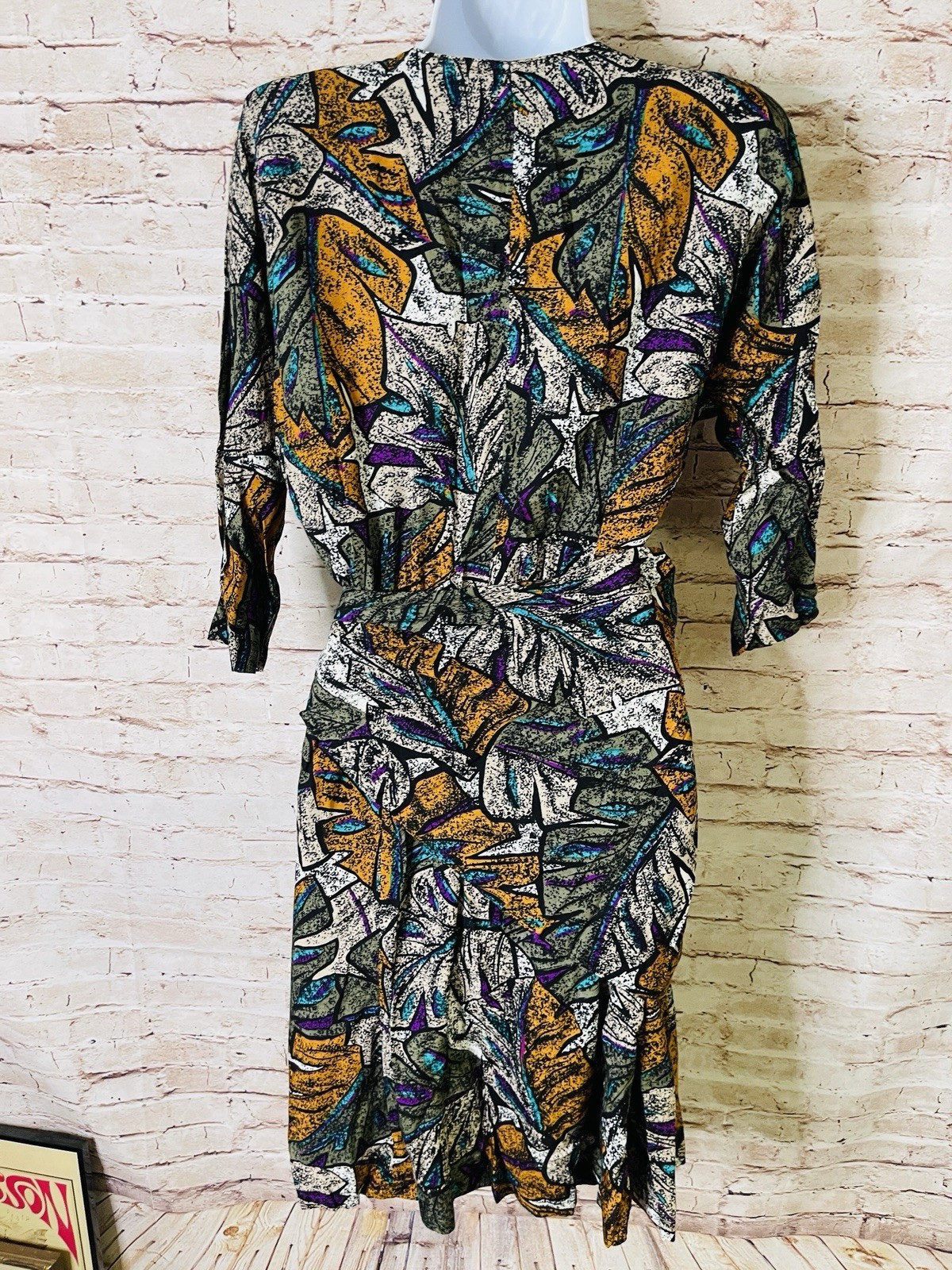 Vintage 80&rsquo;s Mod Abstract Leaf Print Dress John Richard Shoulder Pads 7/8